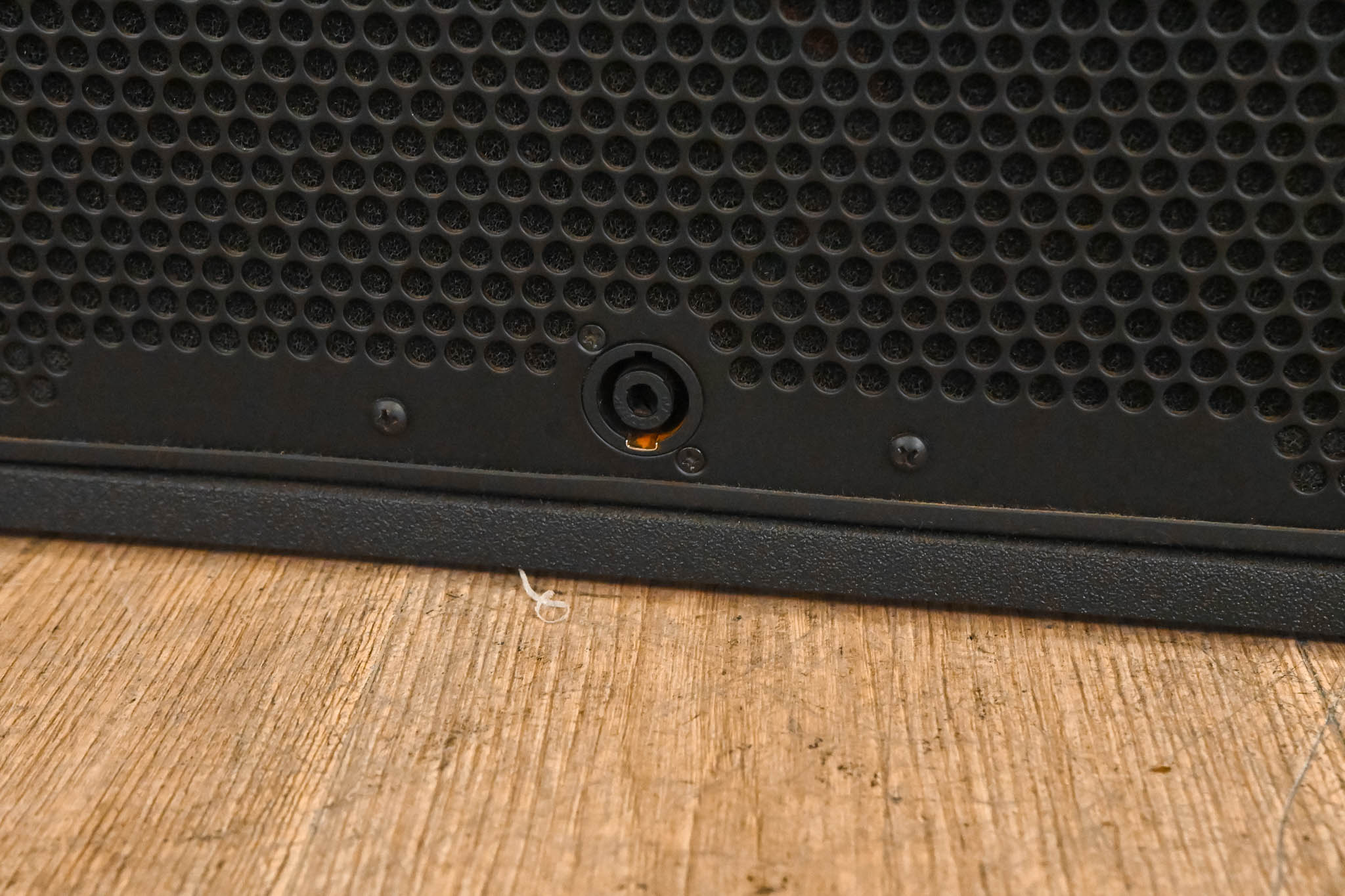 JBL VT4883 Subcompact Dual 12" Cardioid-Arrayable Subwoofer