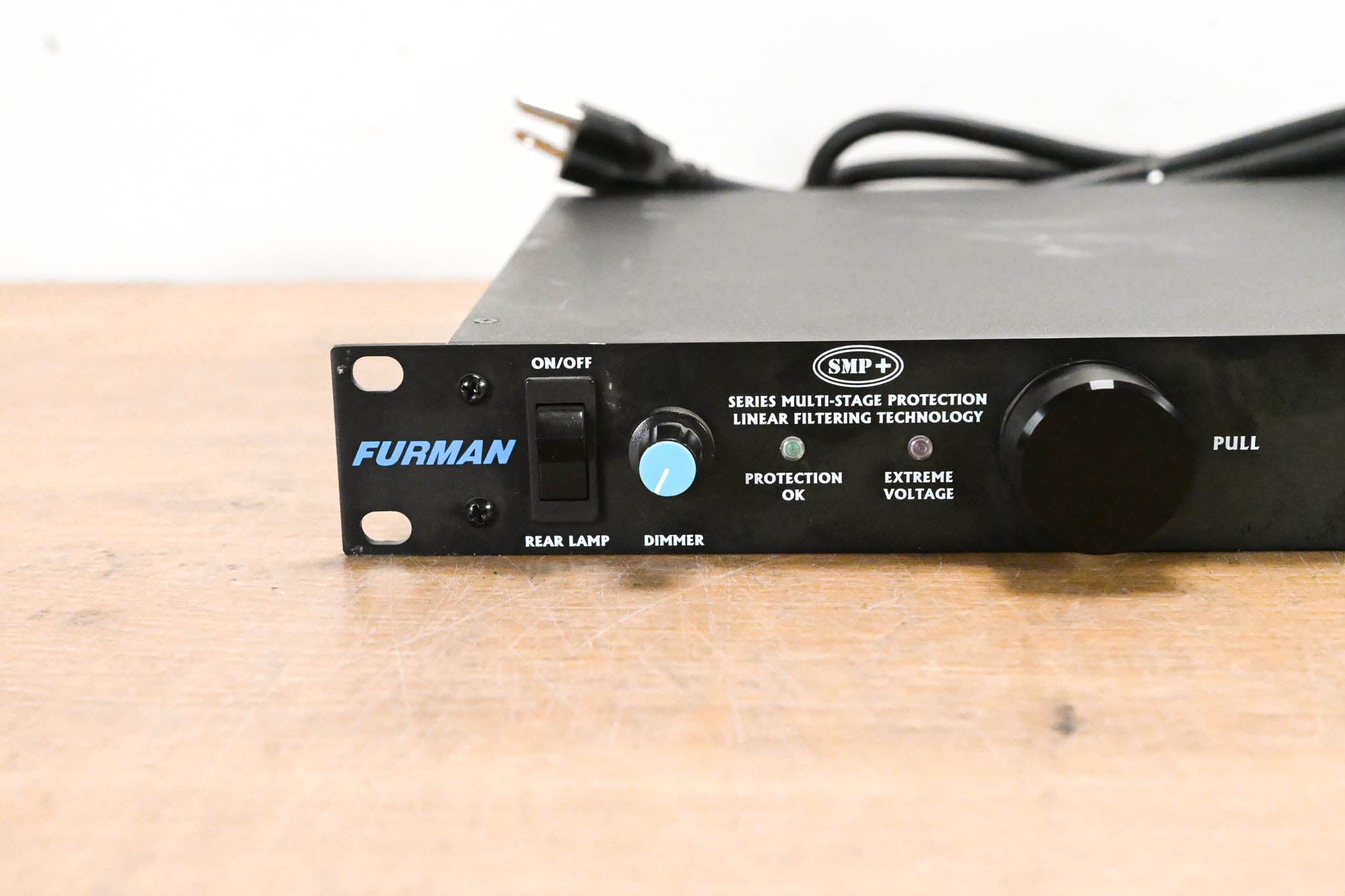 Furman PL-8 Series II 8-Outlet Rackmount Power Conditioner