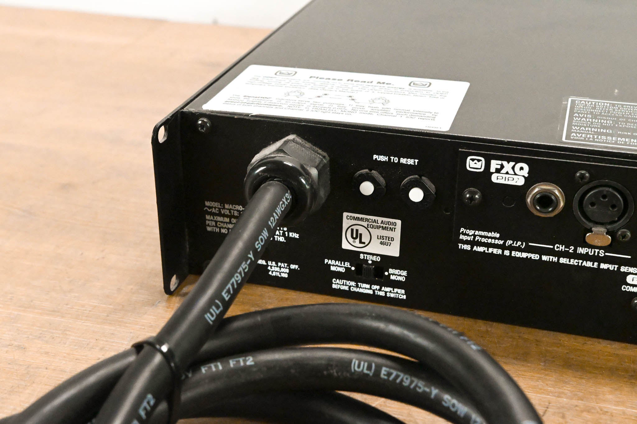 Crown Macro-Tech 2402 2-Channel Power Amplifier