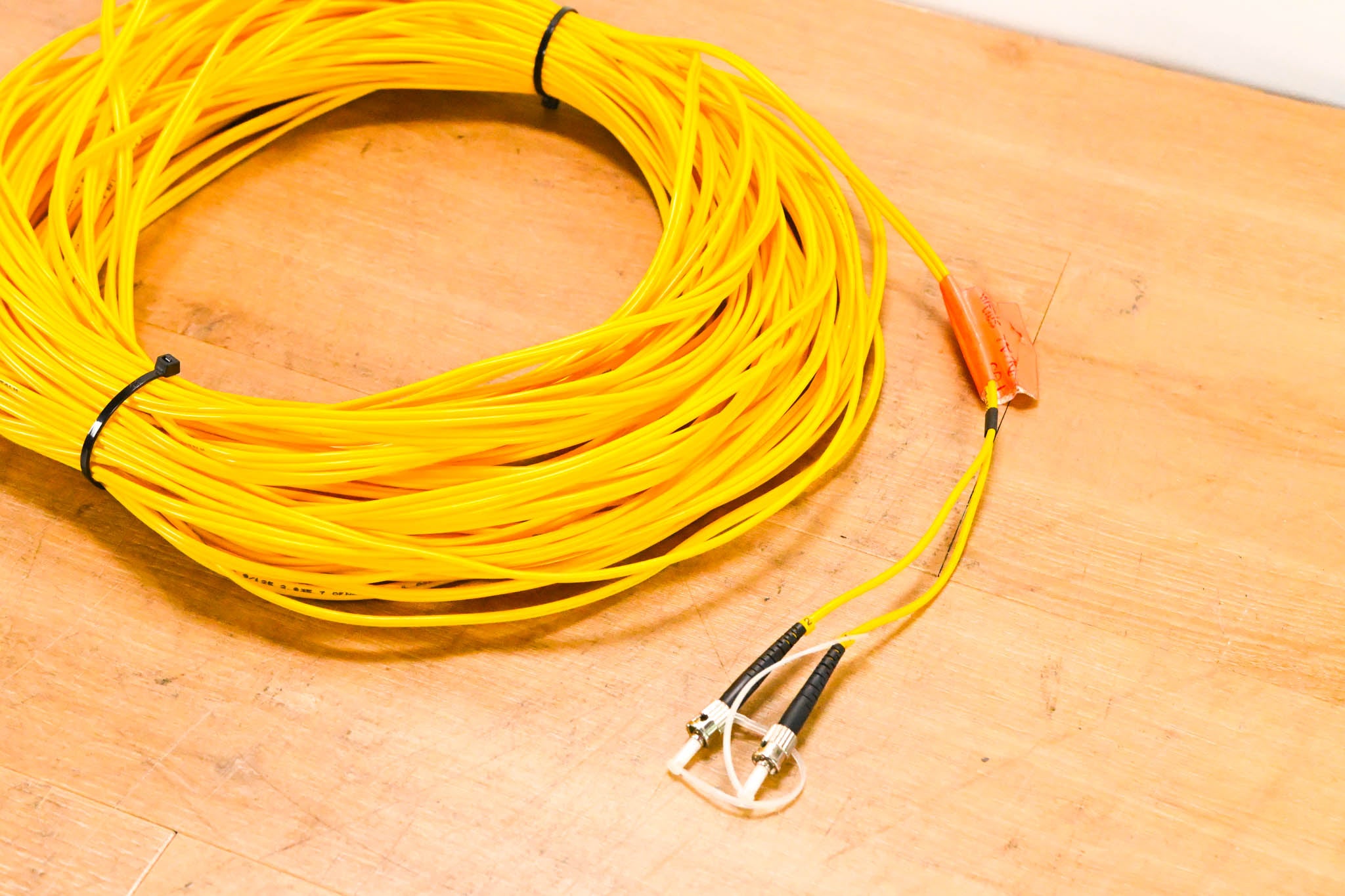 Unbranded ST-ST SMF-28e Single Mode Duplex Fiber Optic Cable - 100'