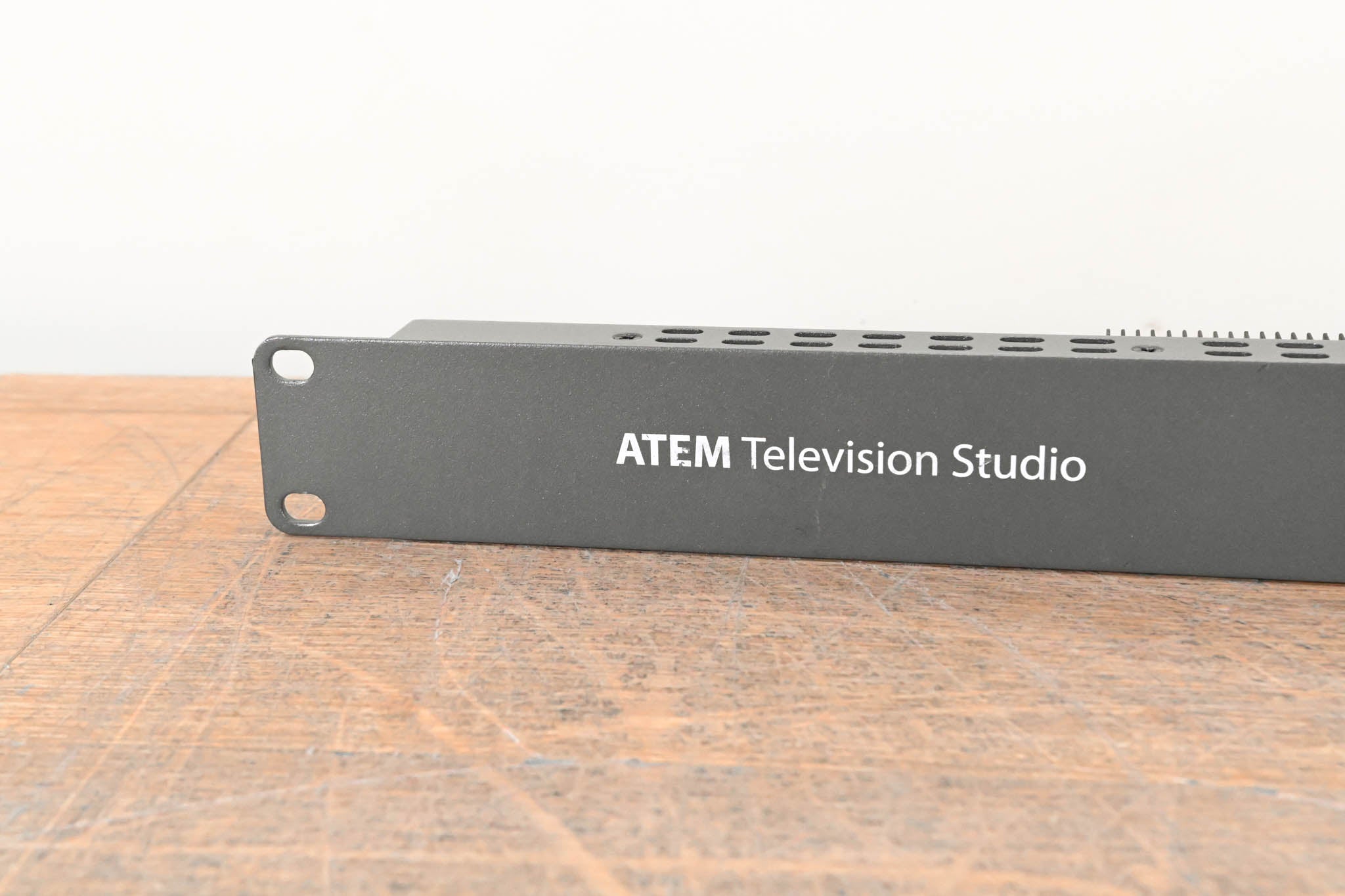 Blackmagic Design ATEM Television Studio (NO POWER SUPPLY)