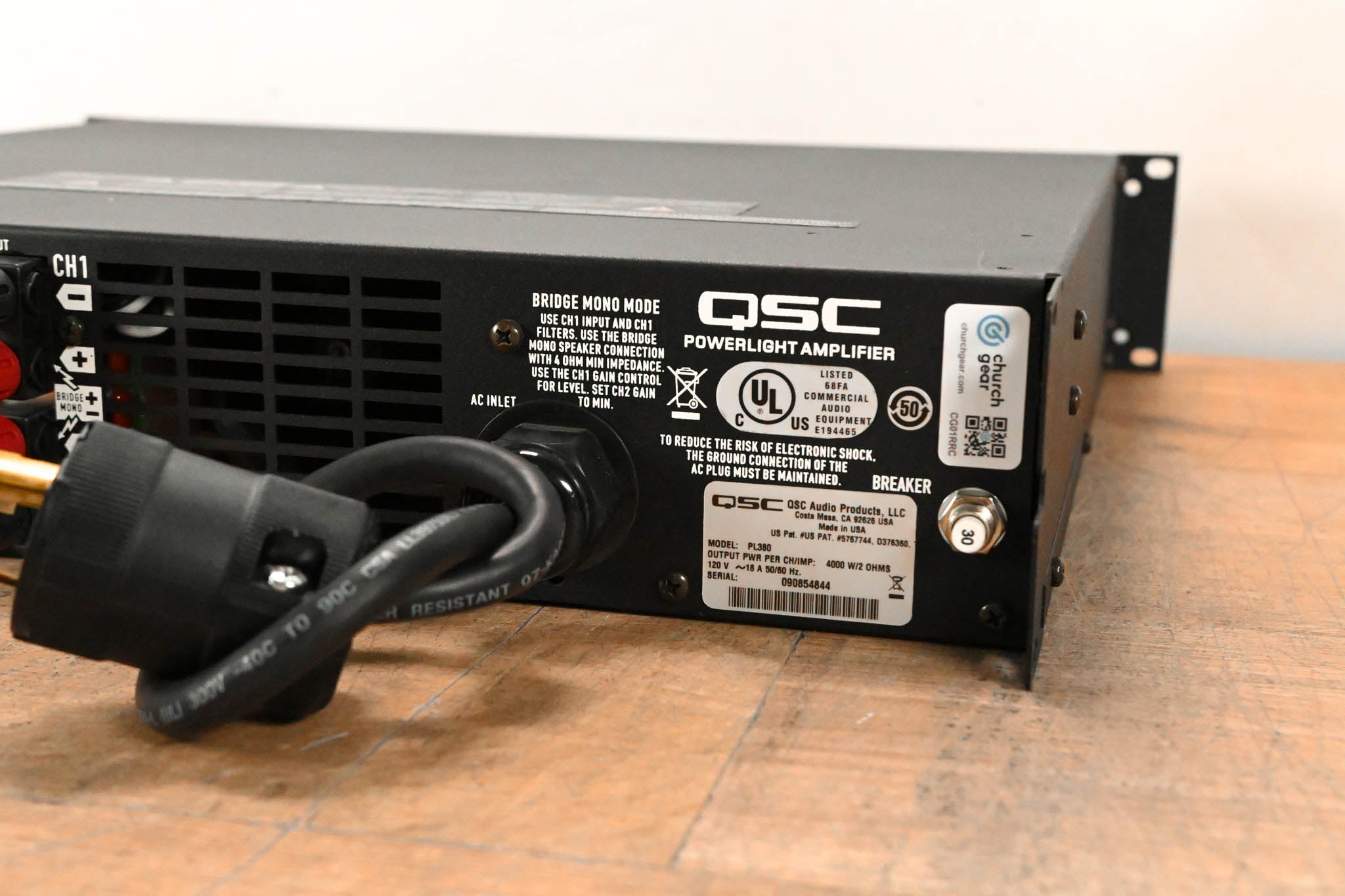 QSC PL380 Powerlight 3 Series 2-Channel Power Amplifier