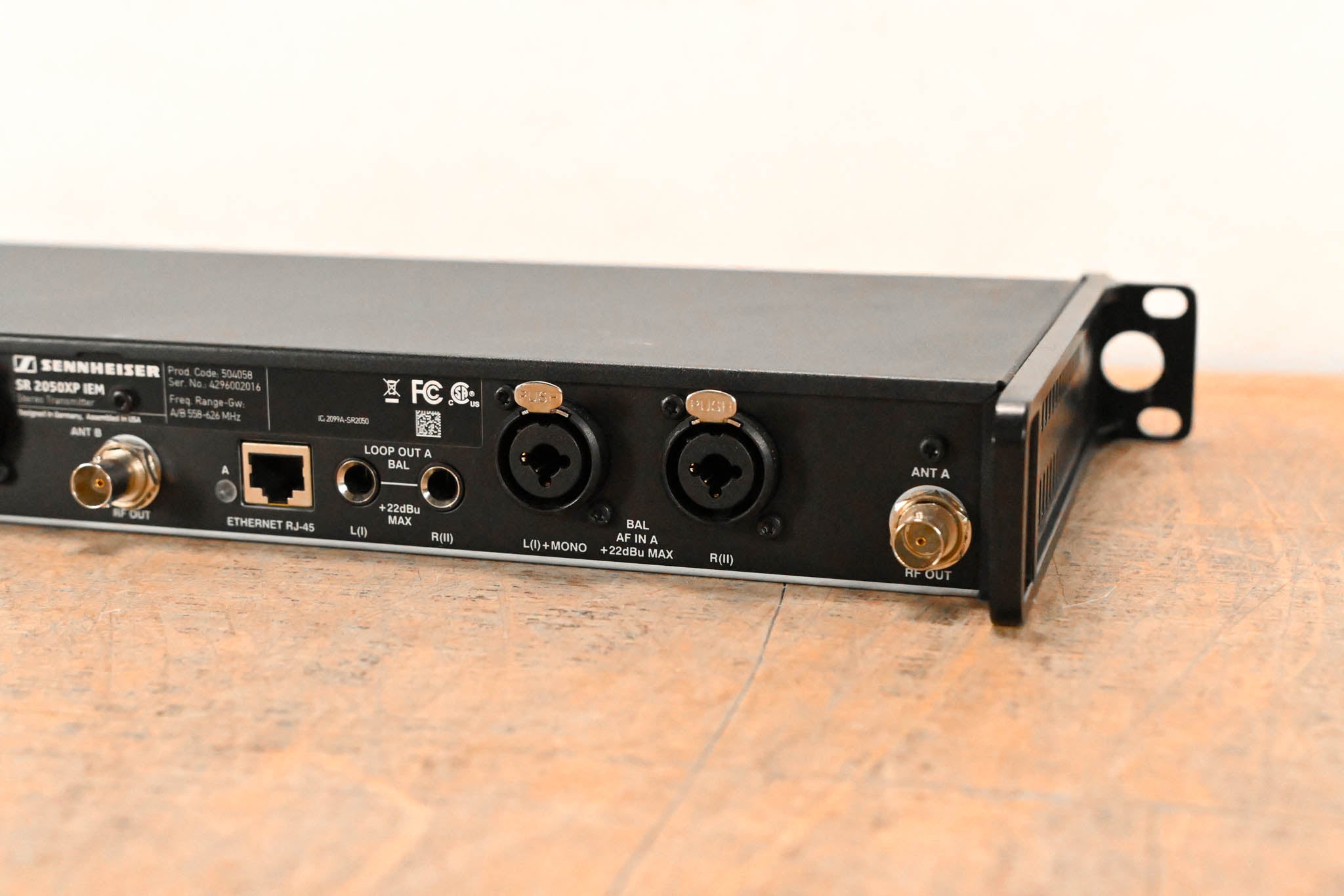Sennheiser SR 2050XP IEM Dual Wireless Transmitter - Gw1: 558-626 MHz