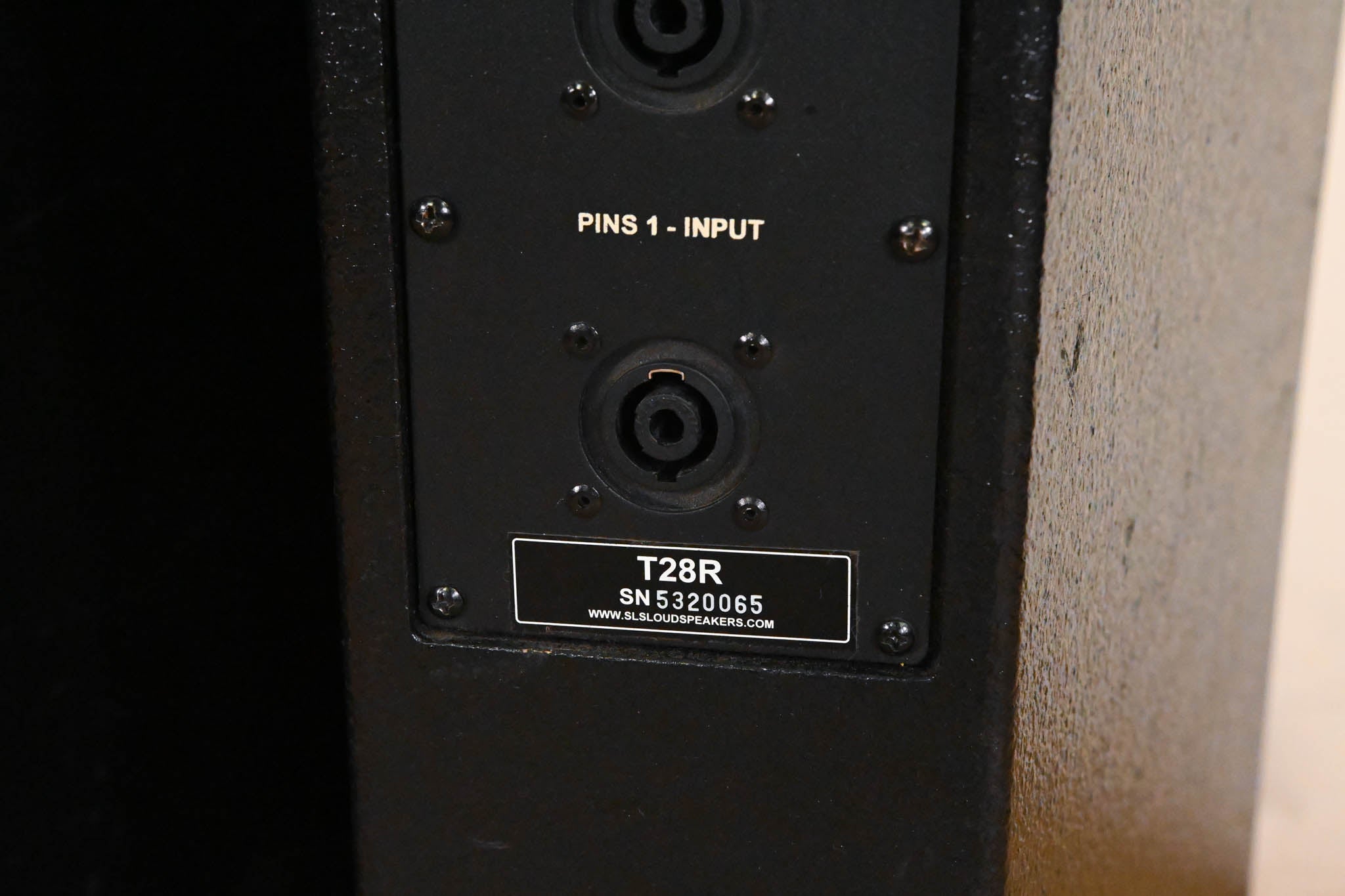 SLS T28R Dual 8" 2-Way Passive Installation Loudspeaker (PAIR)