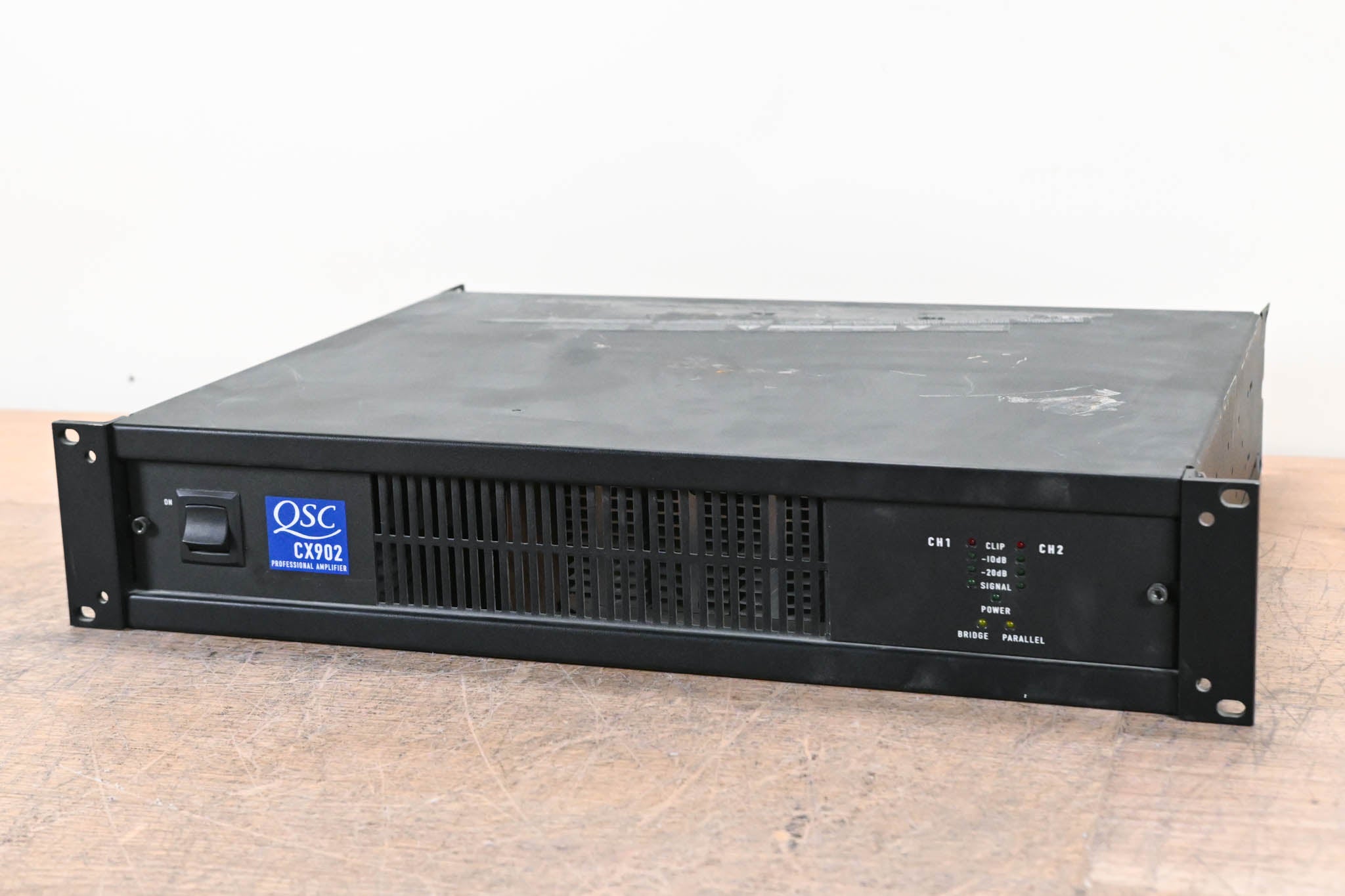 QSC CX902 2-Channel Power Amplifier