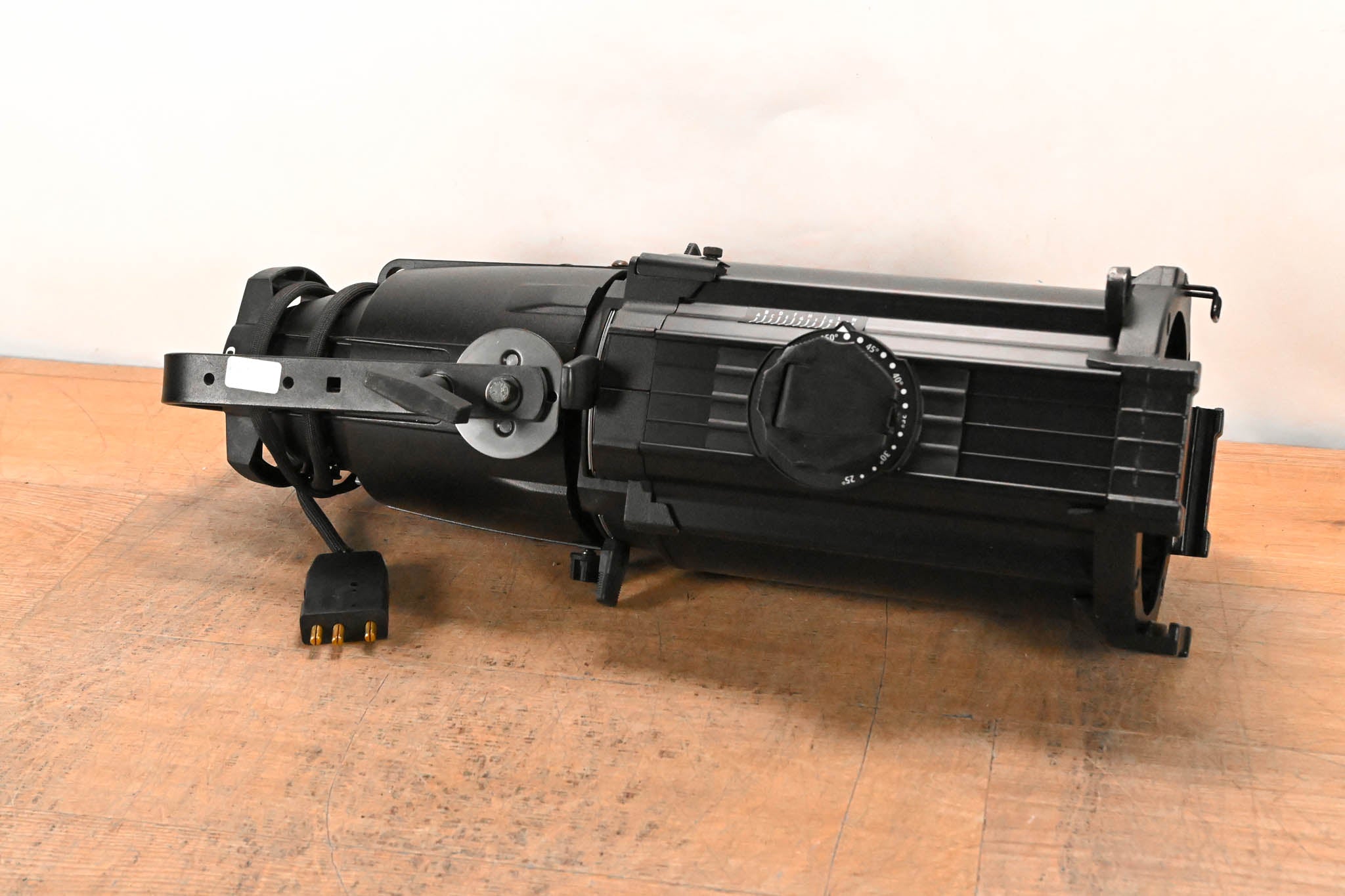 ETC Source Four Zoom 25-50 Degree 750 Ellipsoidal Light