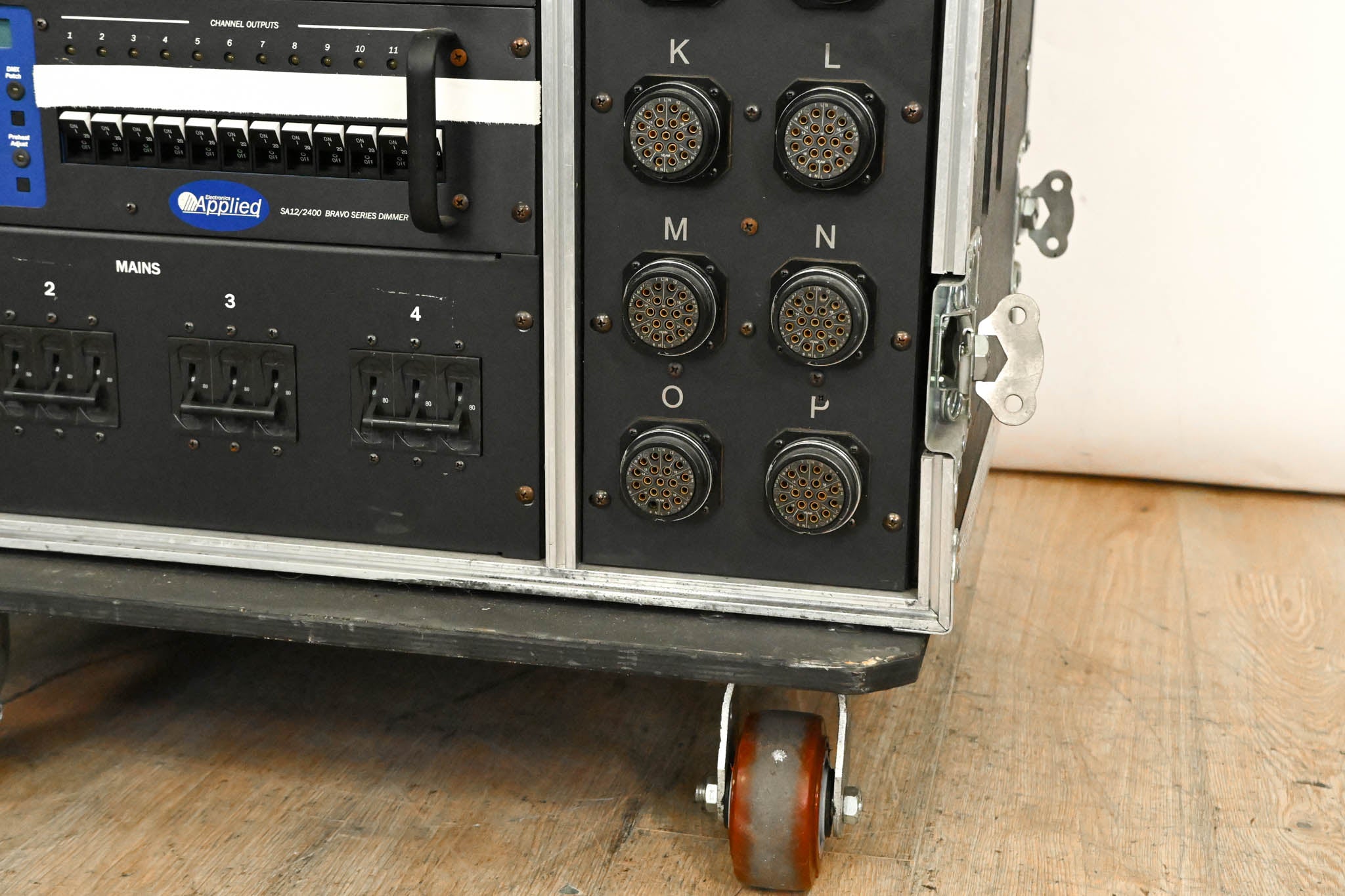 Applied Electronics 48-Channel Omega Rack SA12/2400 Dimmer Rack