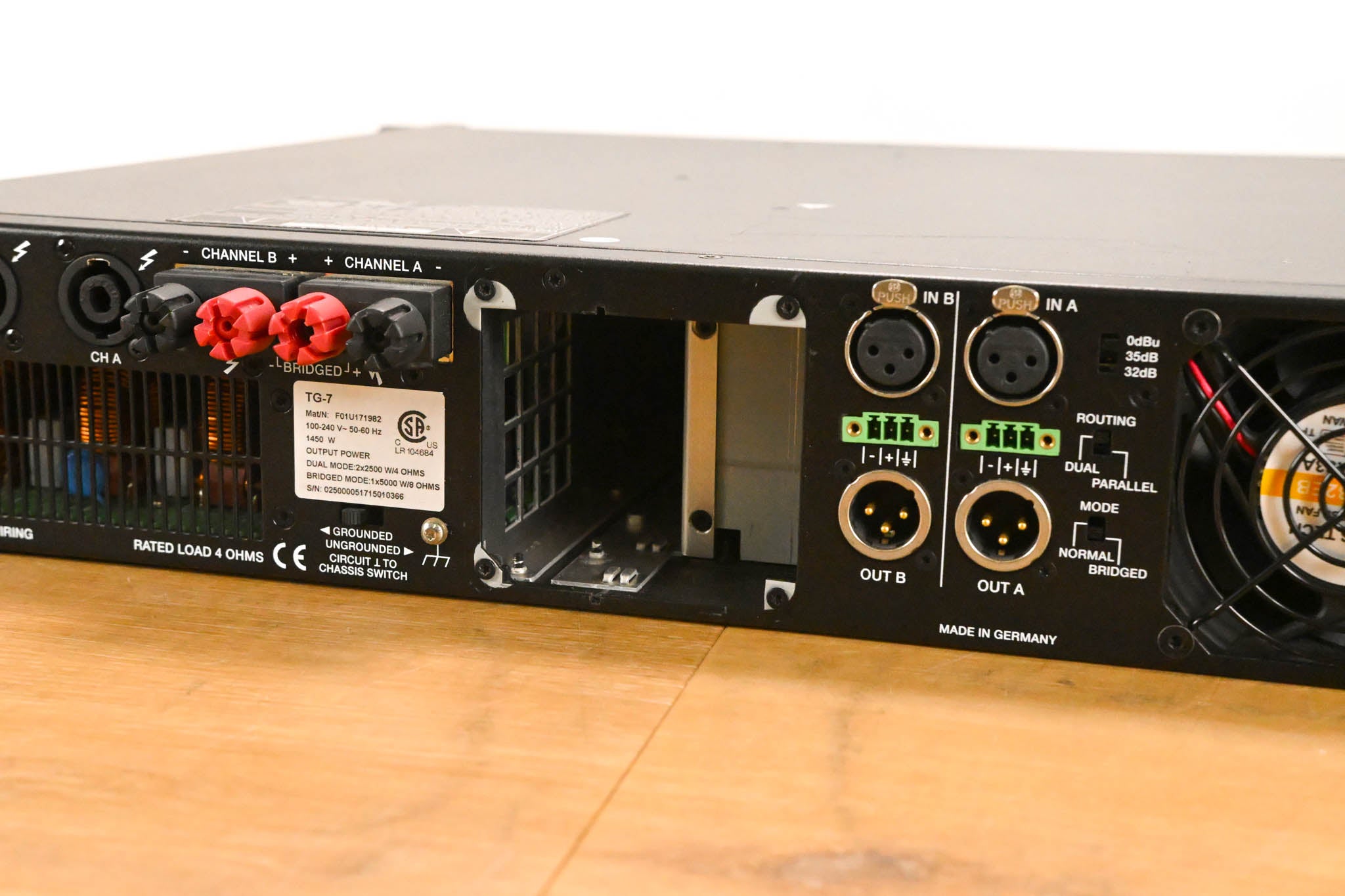 Electro-Voice (EV) TG-7 Tour-Grade Stereo Power Amplifier