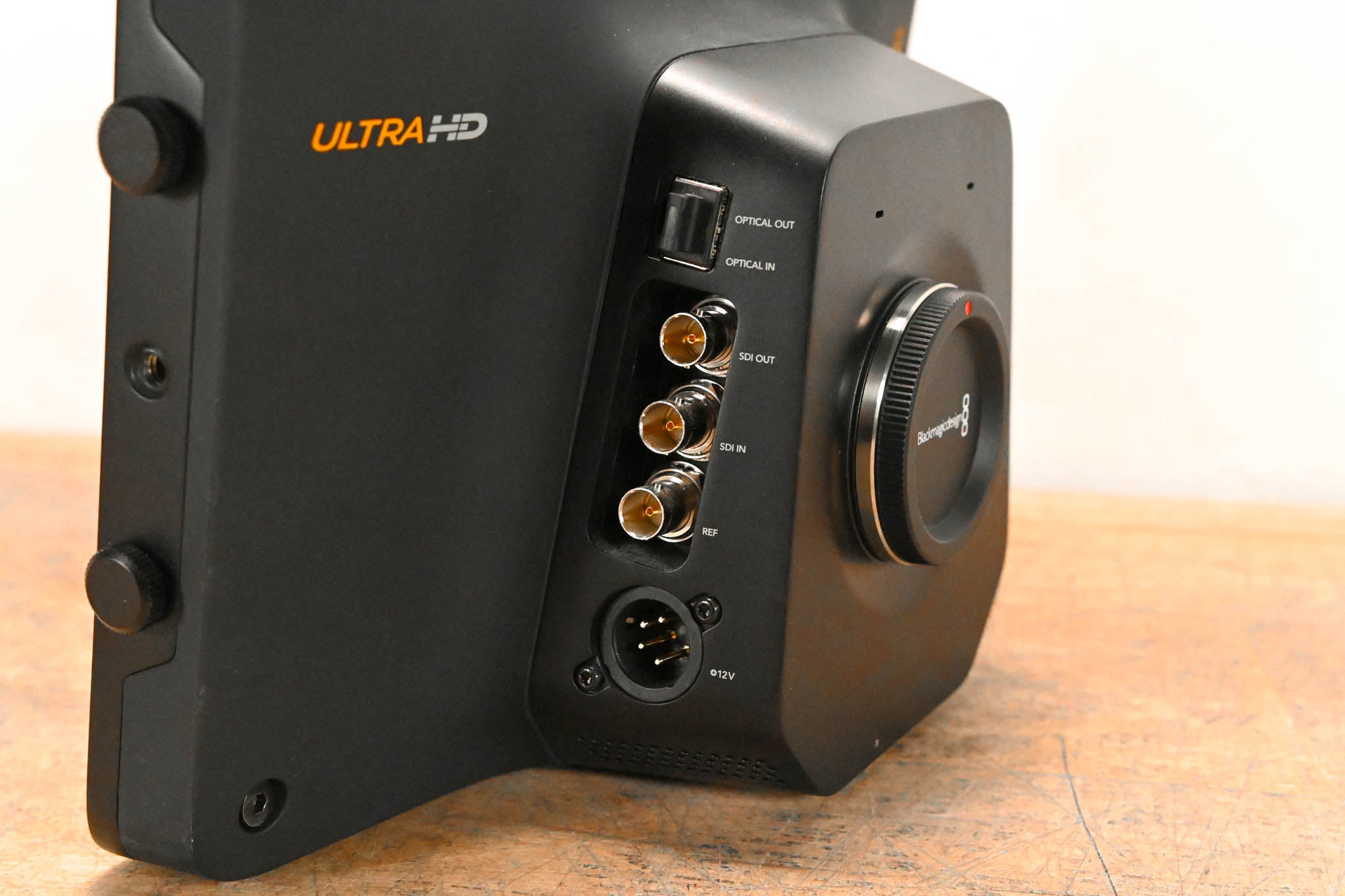Blackmagic Design Studio Camera 4K 2