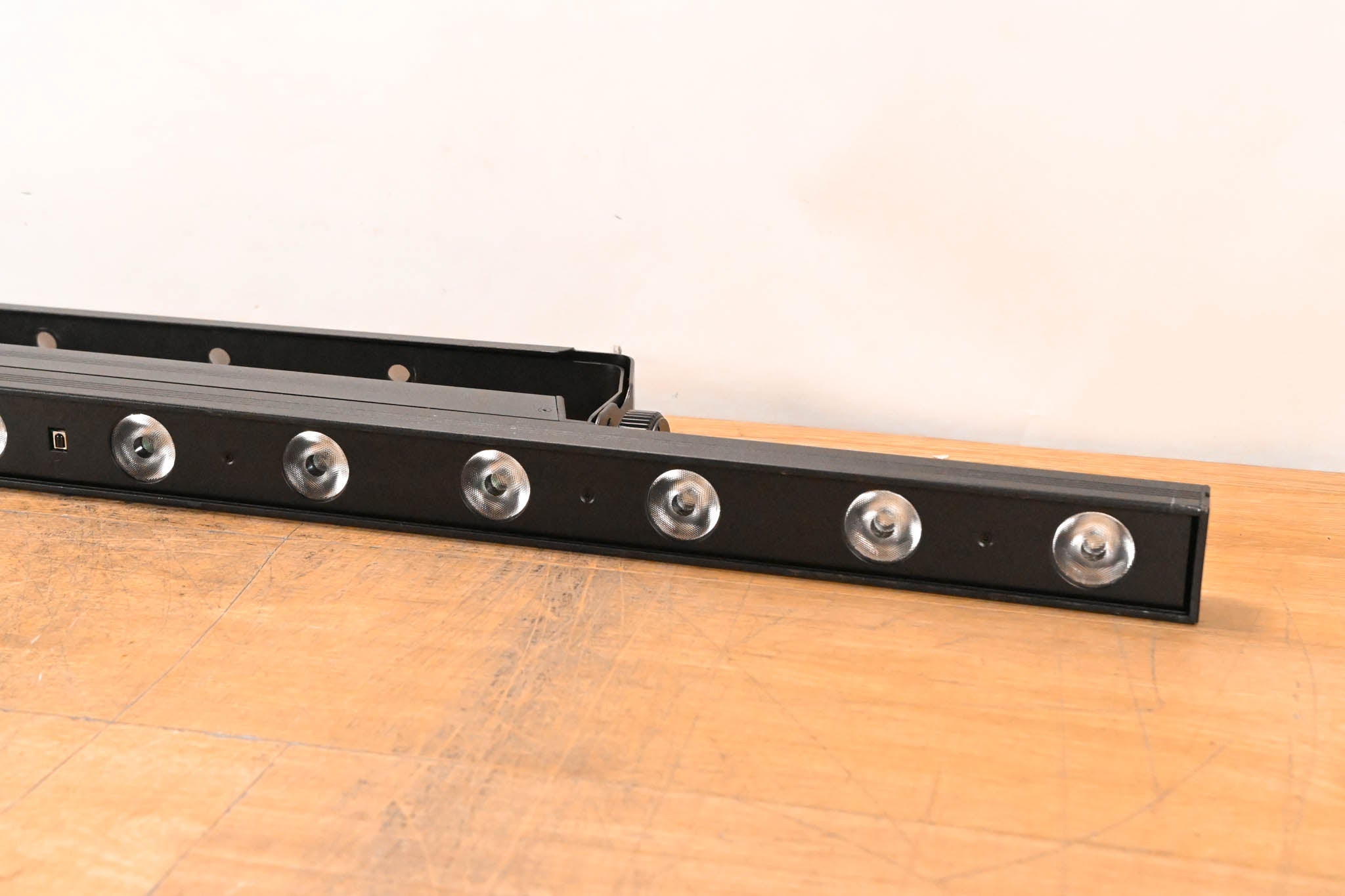 Chauvet COLORband T3USB Linear RGB Wash Light