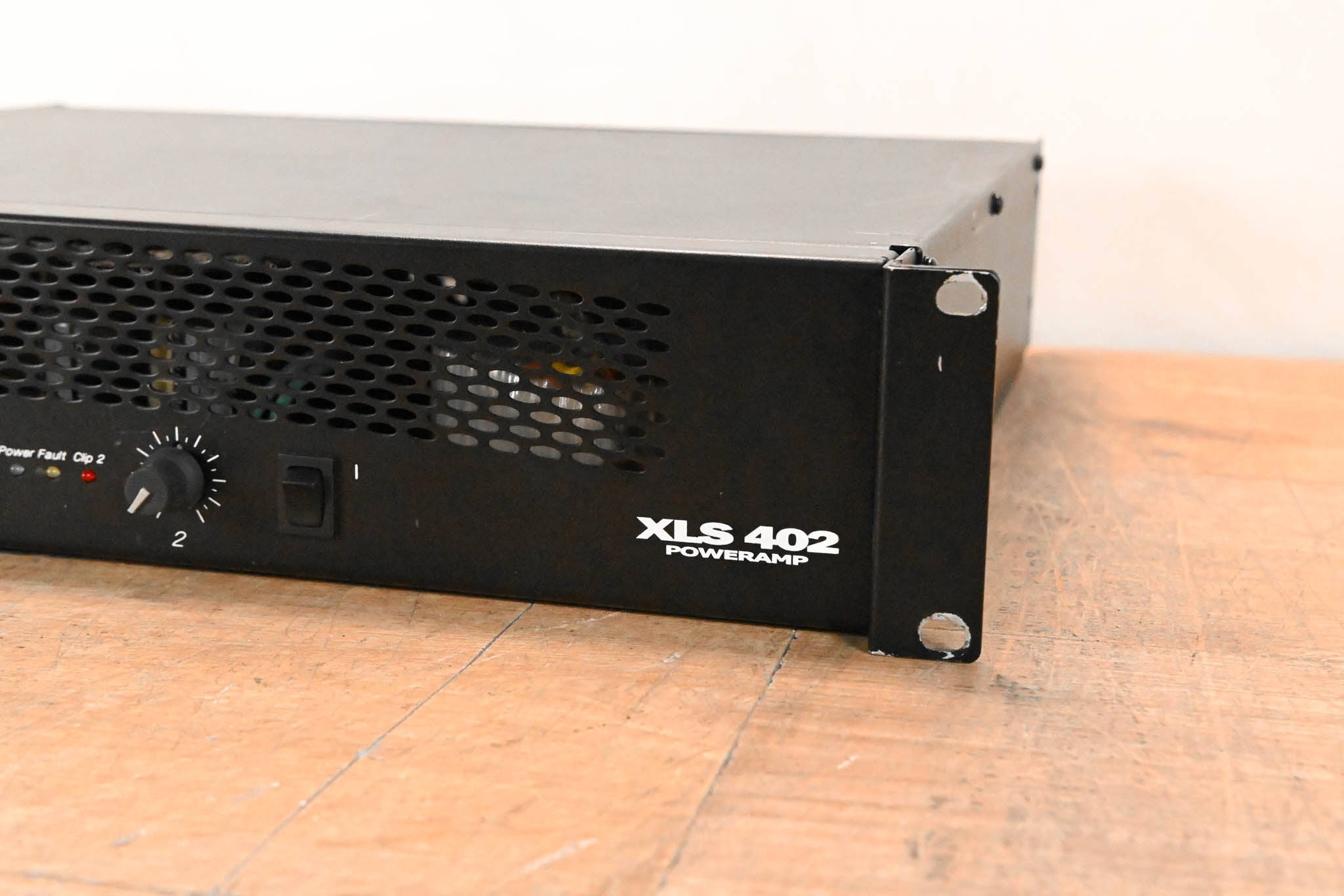 Crown XLS 402 2-Channel Power Amplifier