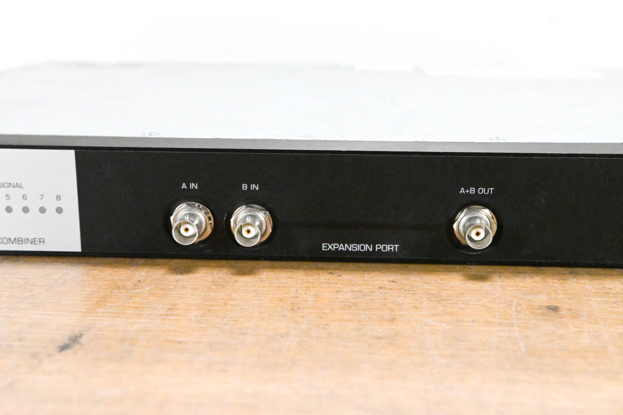 Shure PA821SWB PSM Antenna Combiner - 470-952 MHz