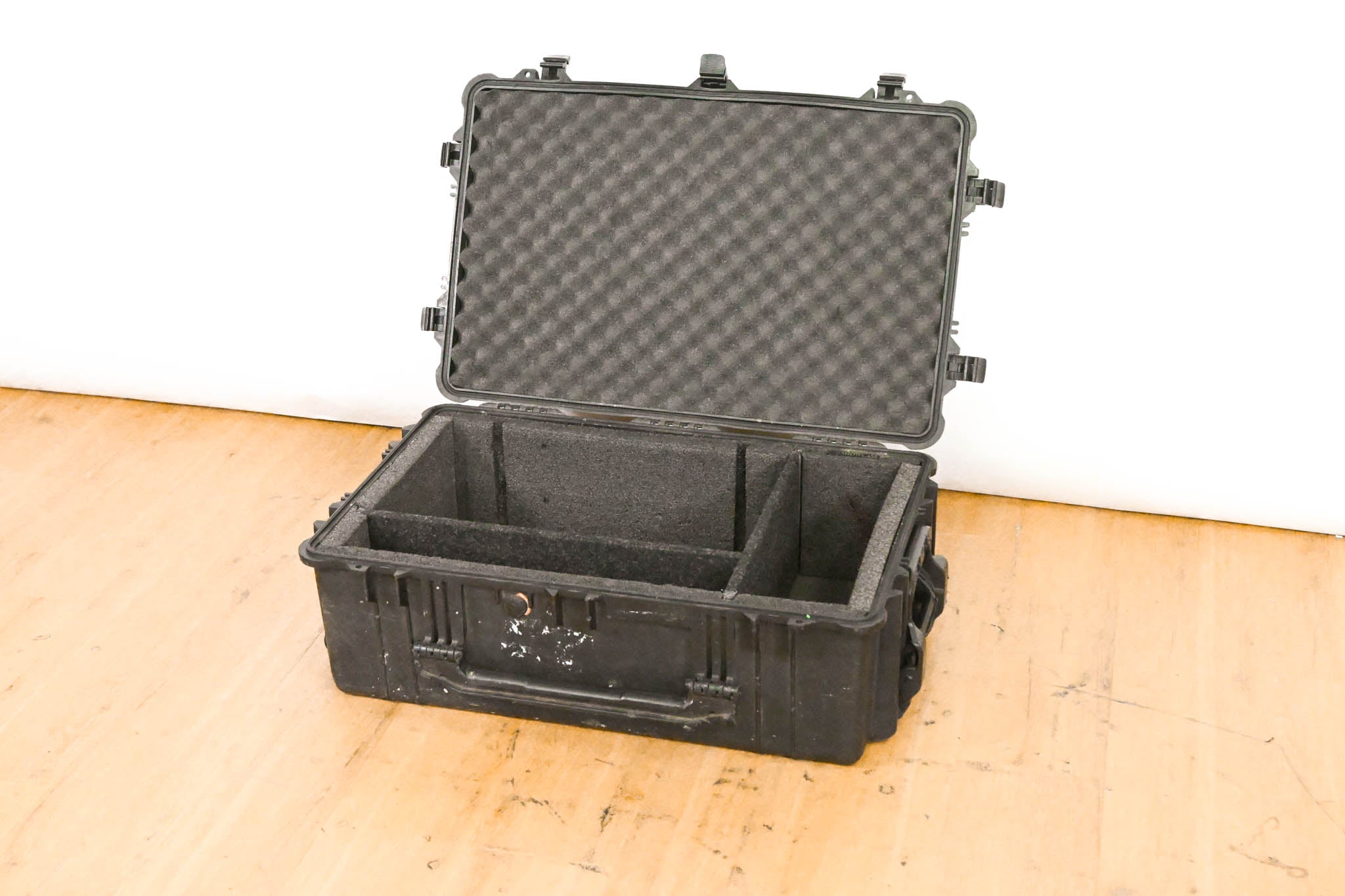 Pelican 1650 Protector Case with Foam