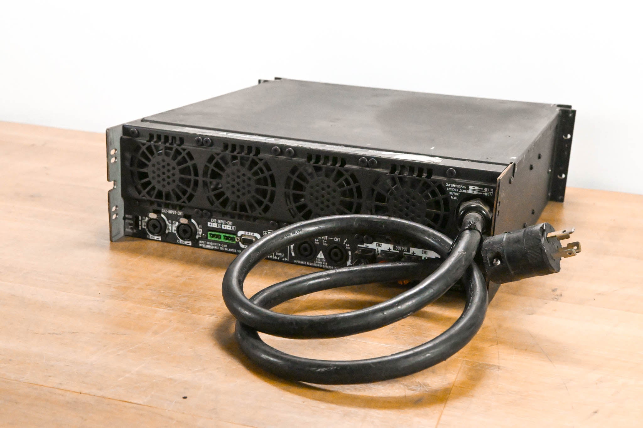 QSC PowerLight 9.0 PFC Power Factor Corrected 2-Channel Power Amplifier