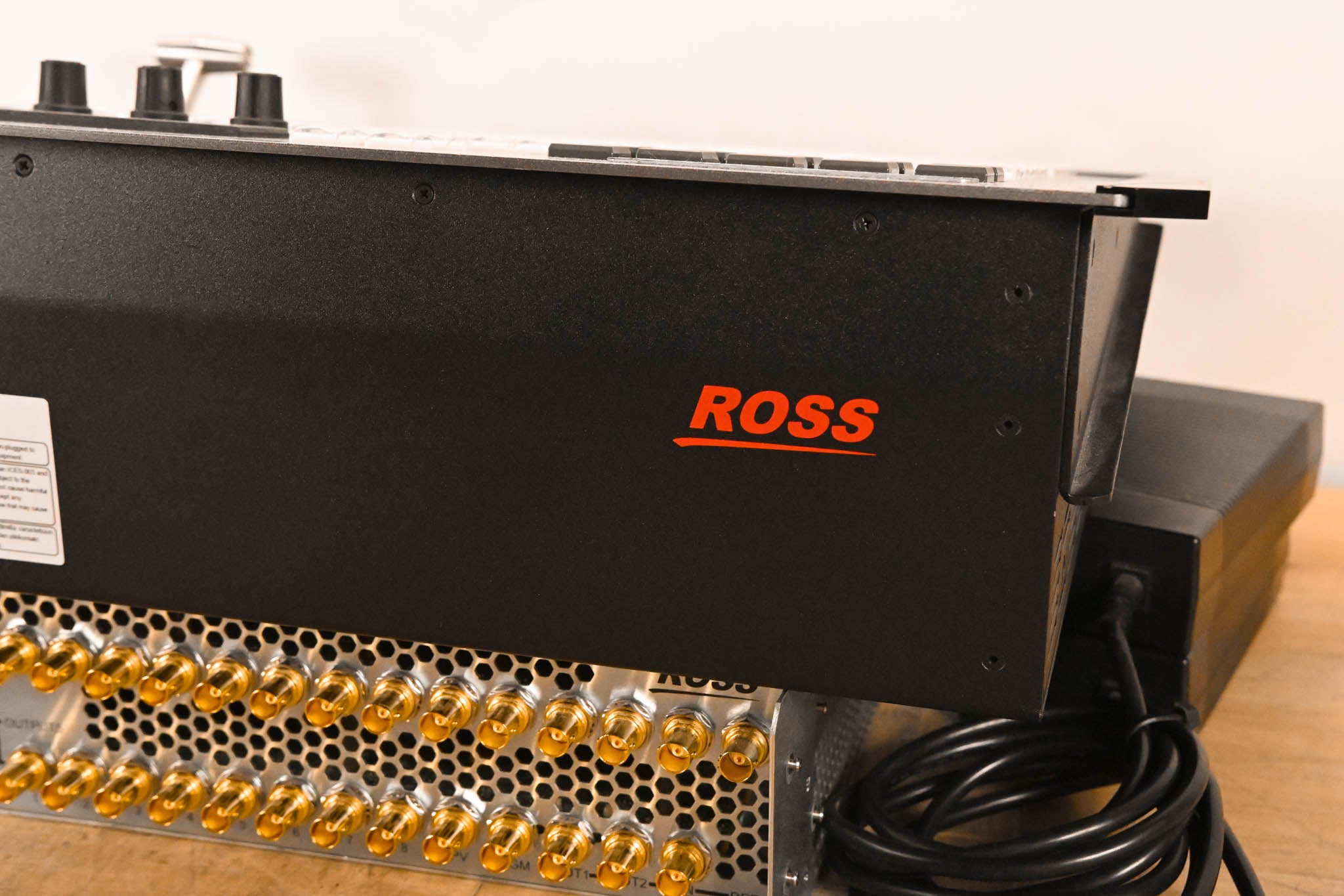 Ross Carbonite+ Frame with Carbonite 2 Panel