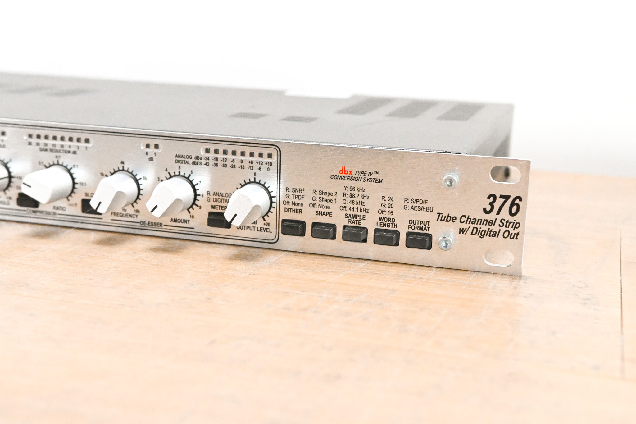 ⭐️jiro⭐️ dbx 376 Tube Channel Strip dbx 376 Tube Channel Strip with Digital Out CG012D1