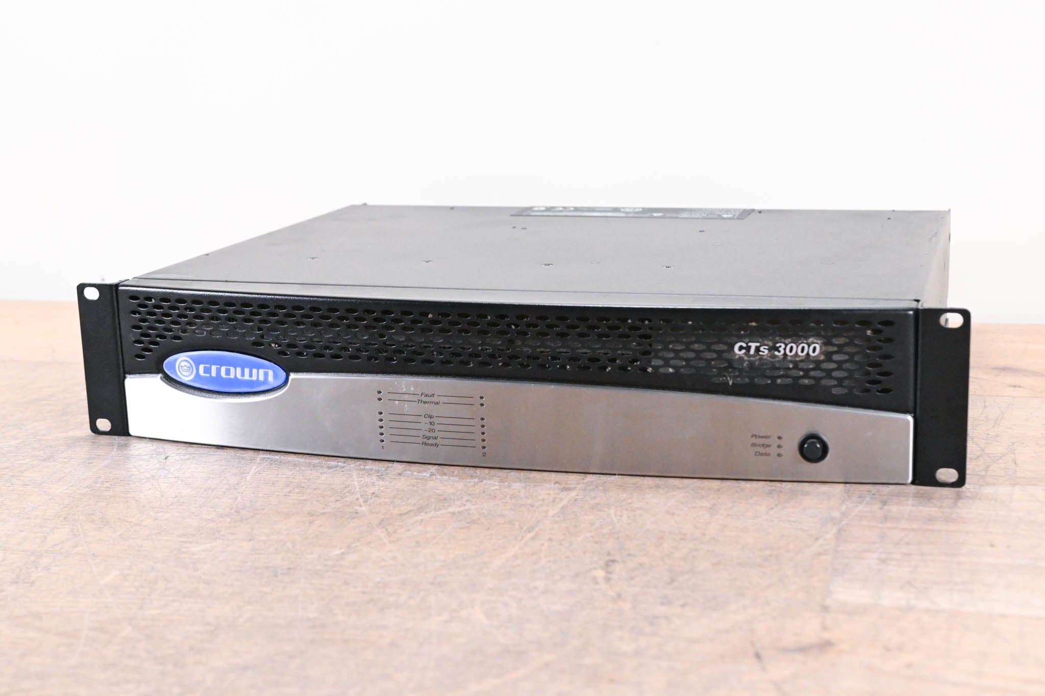 Crown CTs 3000 2-Channel Power Amplifier