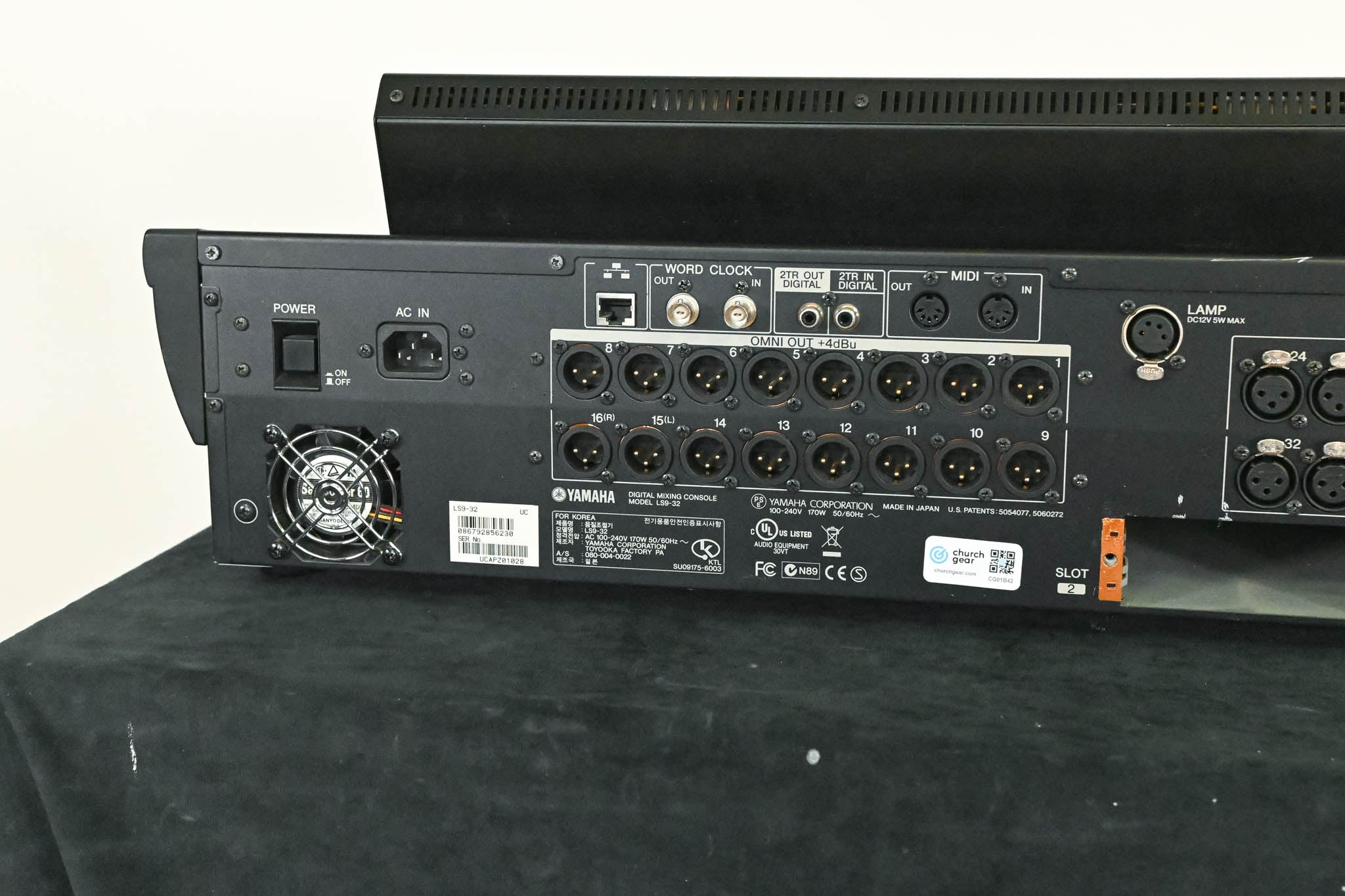 Yamaha LS9-32 32-Input Digital Mixing Console