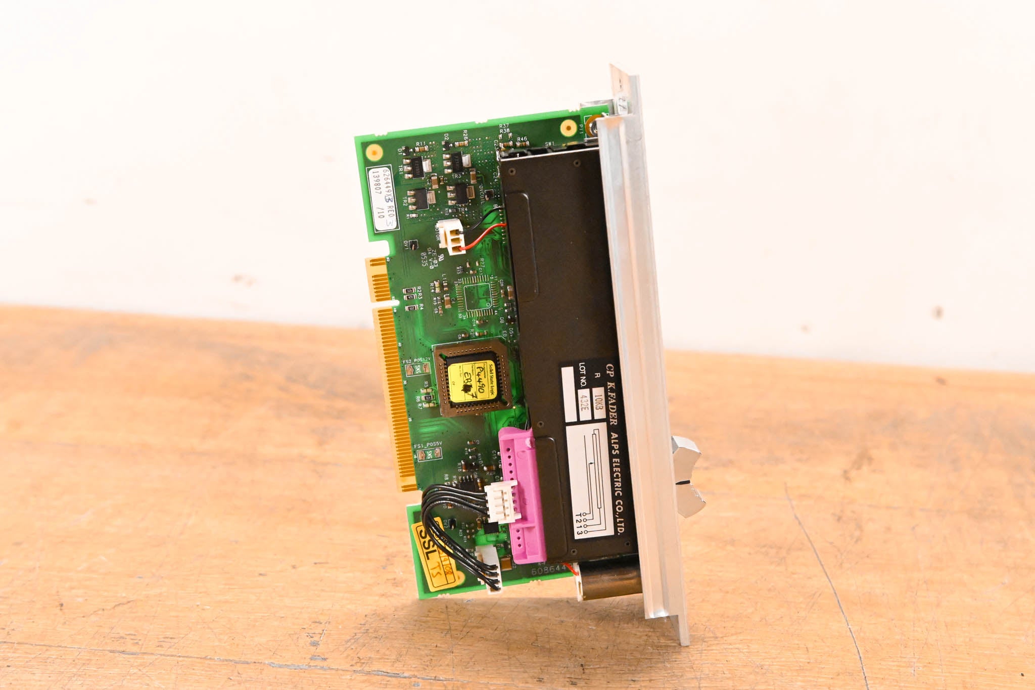 Solid State Logic C300 HD Motorized Fader Module – ALPS K-Fader Assembly