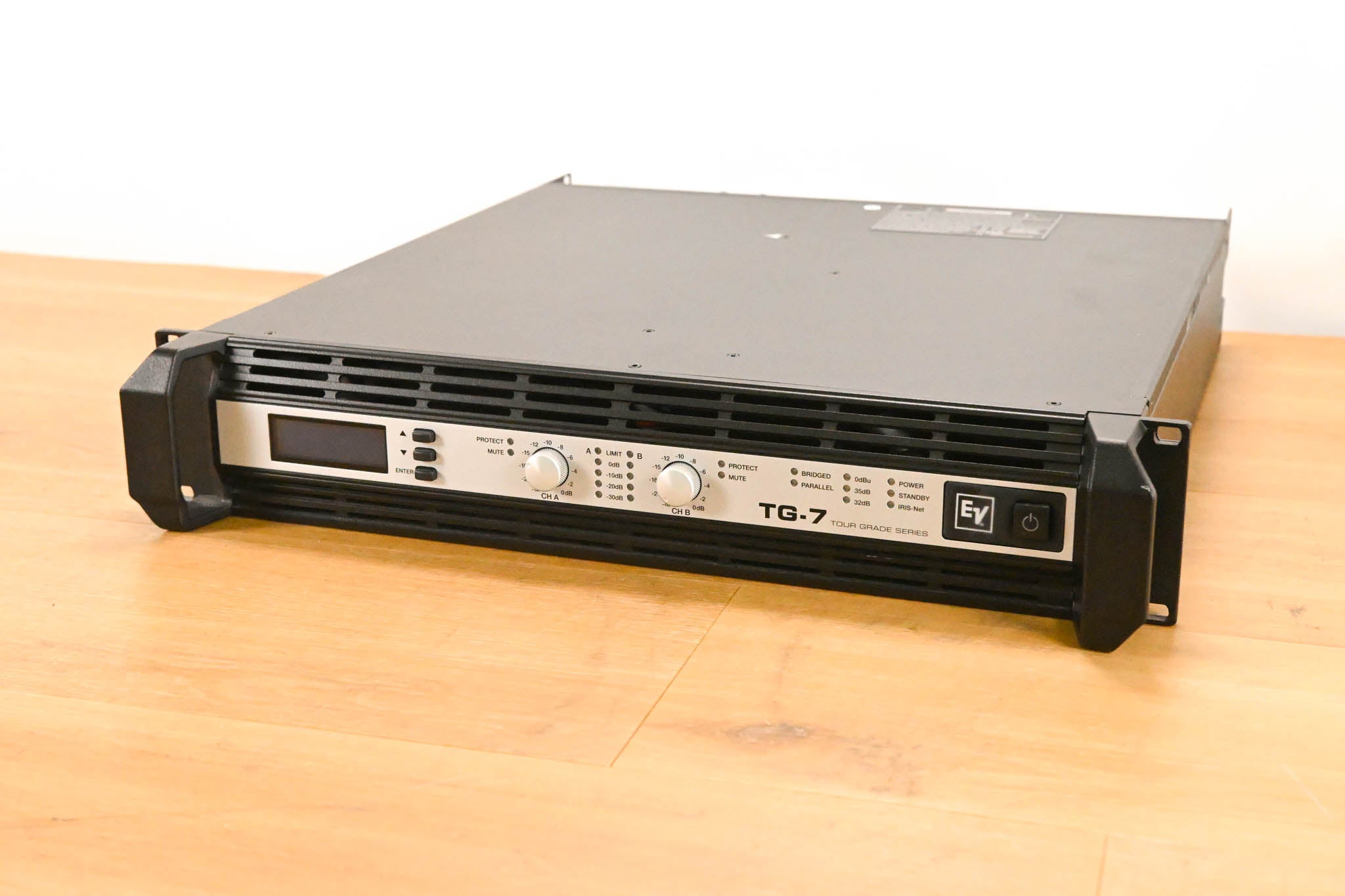 Electro-Voice (EV) TG-7 Tour-Grade Stereo Power Amplifier