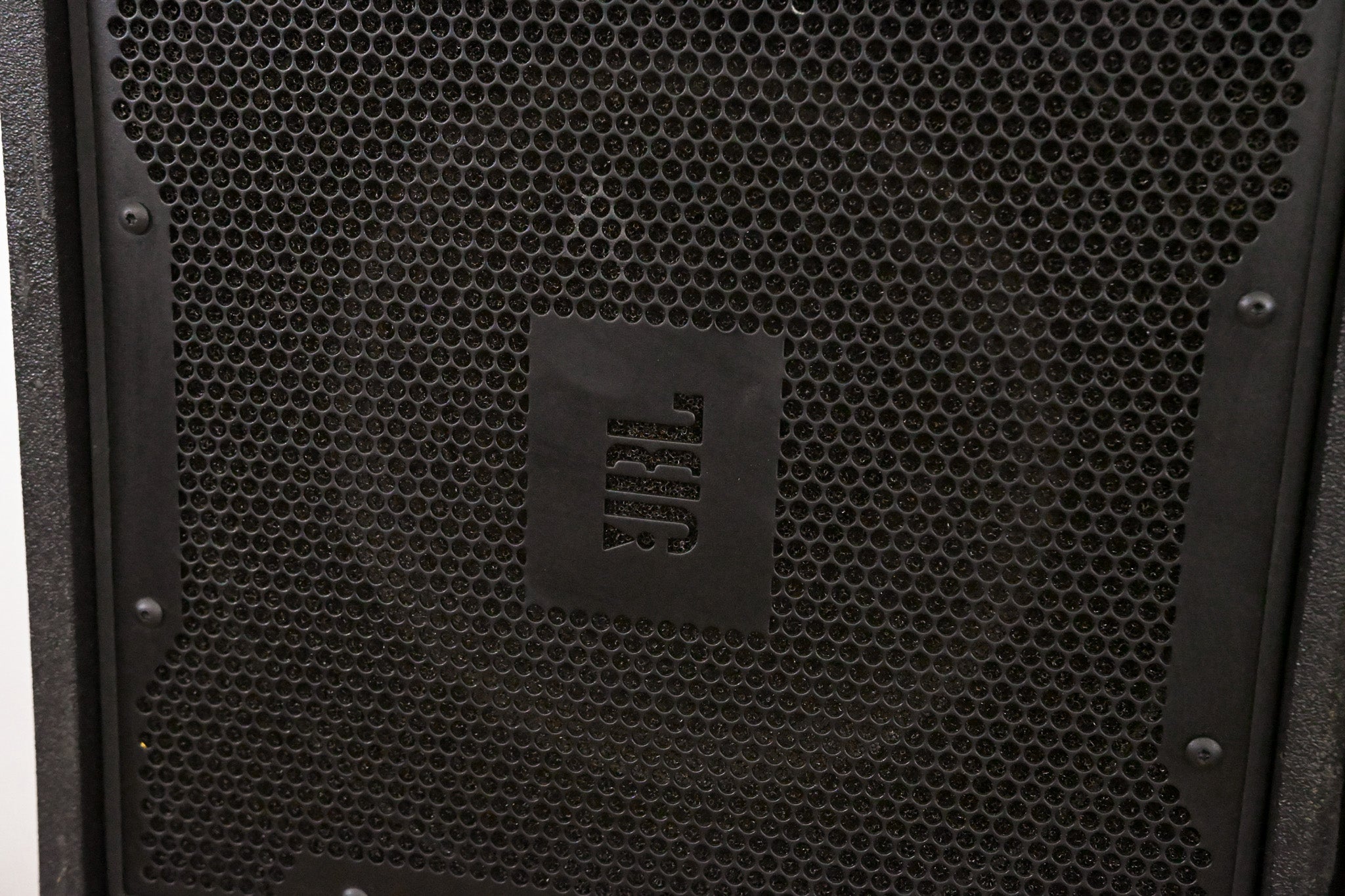 JBL VT4888DP Powered 3-Way Line Array Speaker (PAIR)