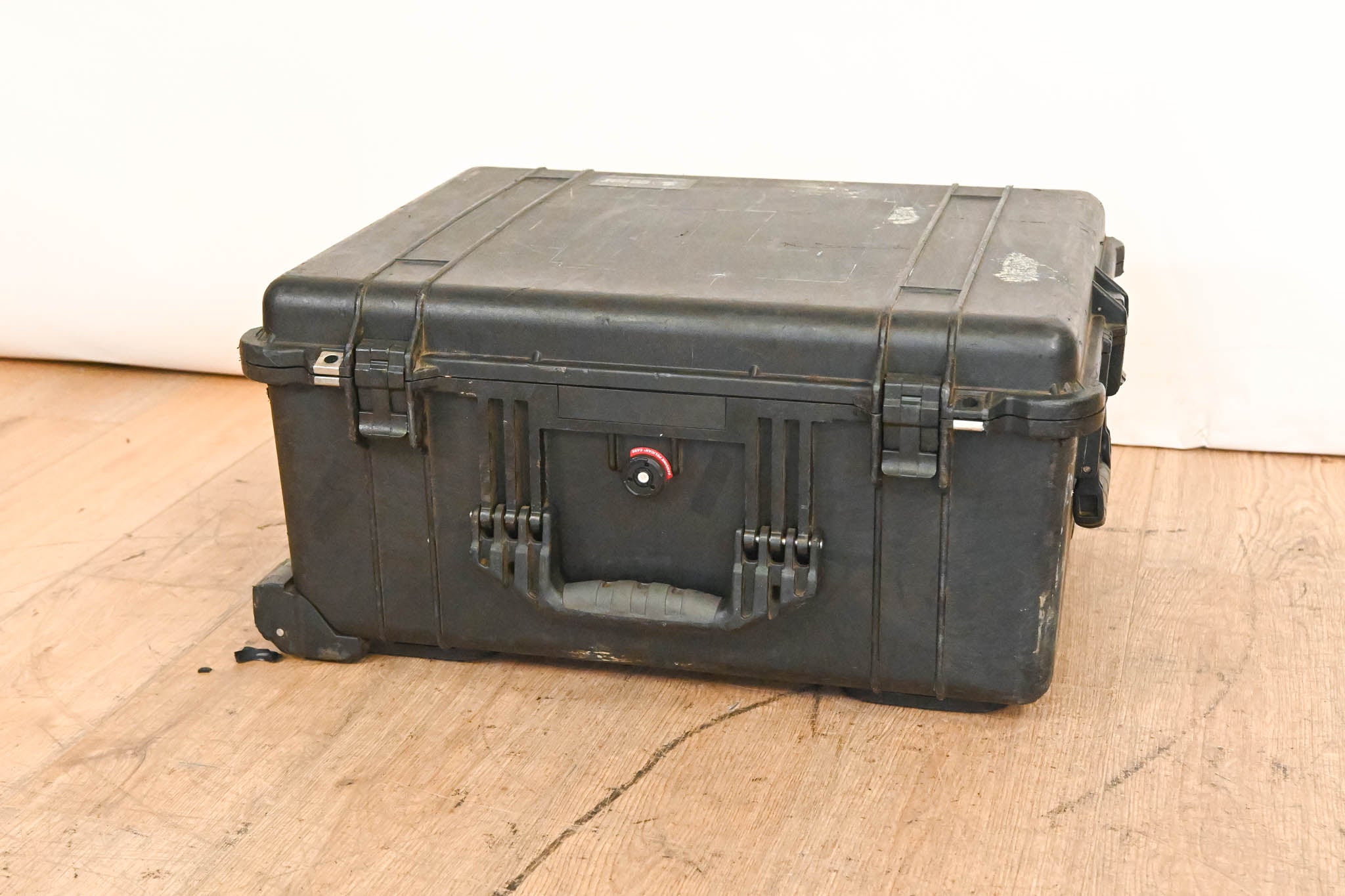 Pelican 1610 Protector Case with Foam