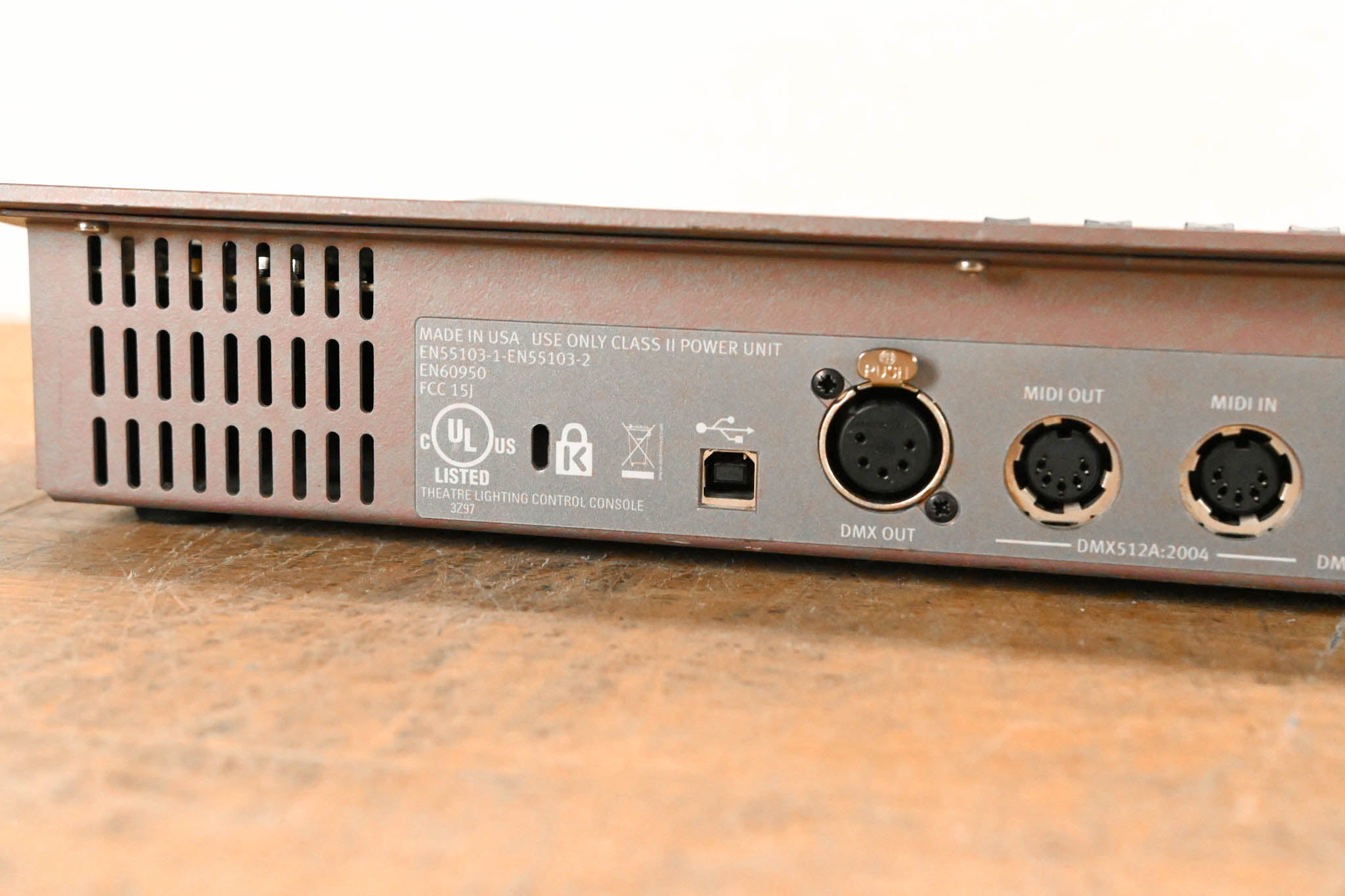ETC SmartFade 2496 96-Channel Lighting Control Console (NO POWER SUPPLY)