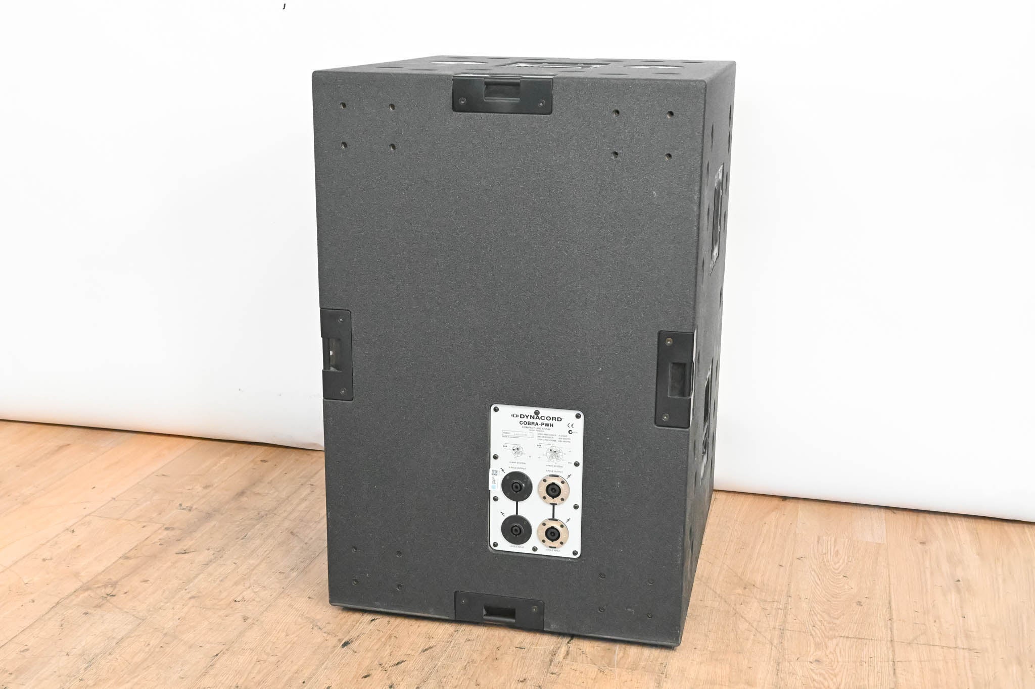 Dynacord COBRA-PWH Planar Waveguide Basshorn 18" Line Array Subwoofer