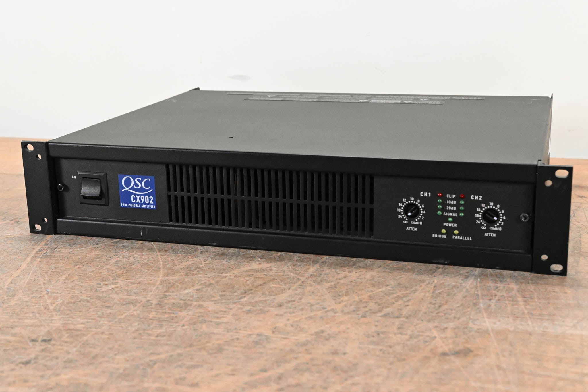 QSC CX902 2-Channel Power Amplifier