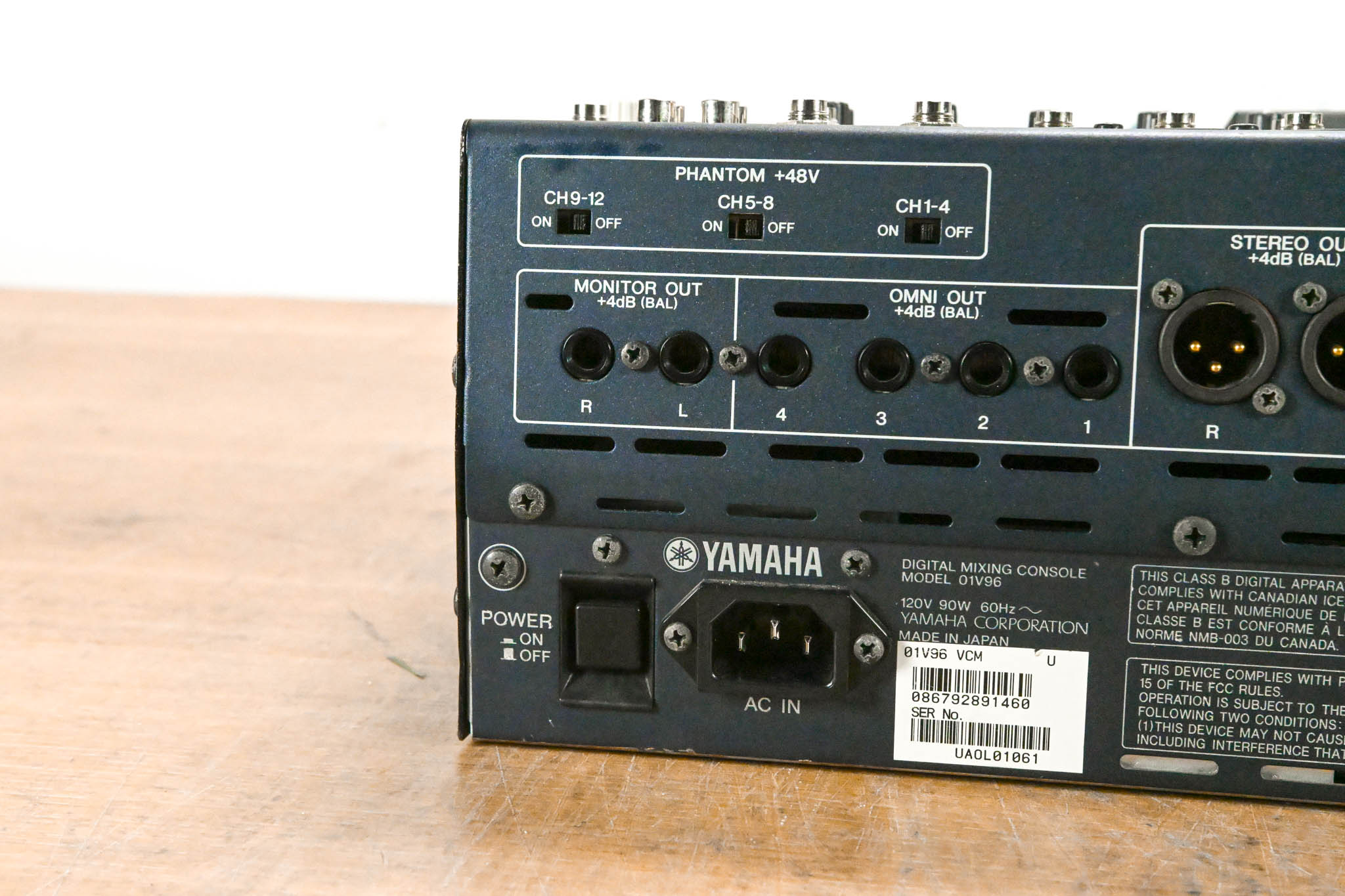 Yamaha 01V96VCM 24-Bit/96k Digital Recording Mixer