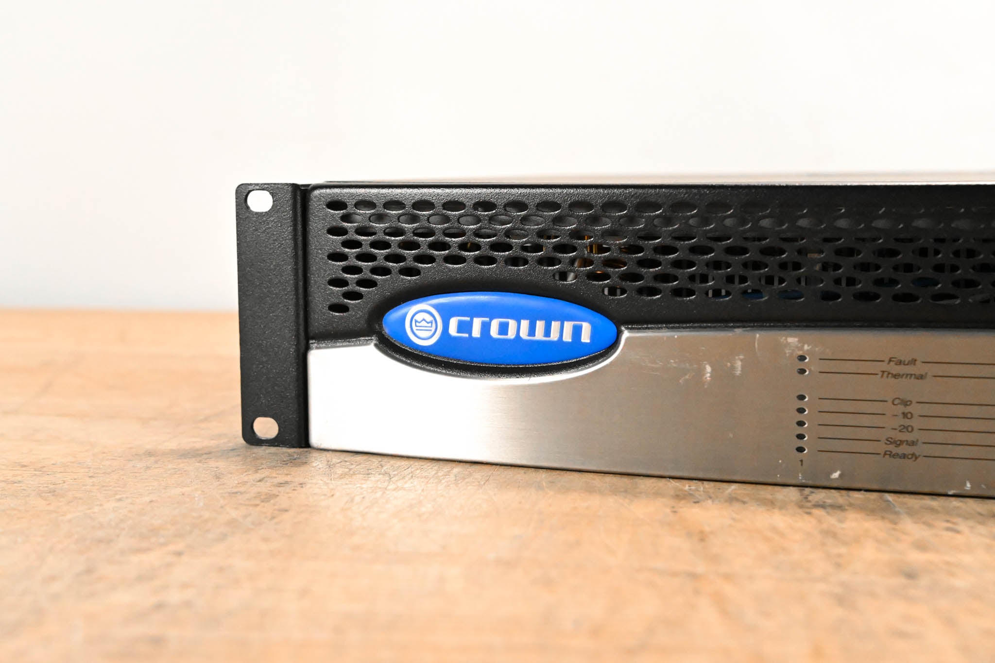 Crown CTs 1200 Two-Channel 600W Power Amplifier