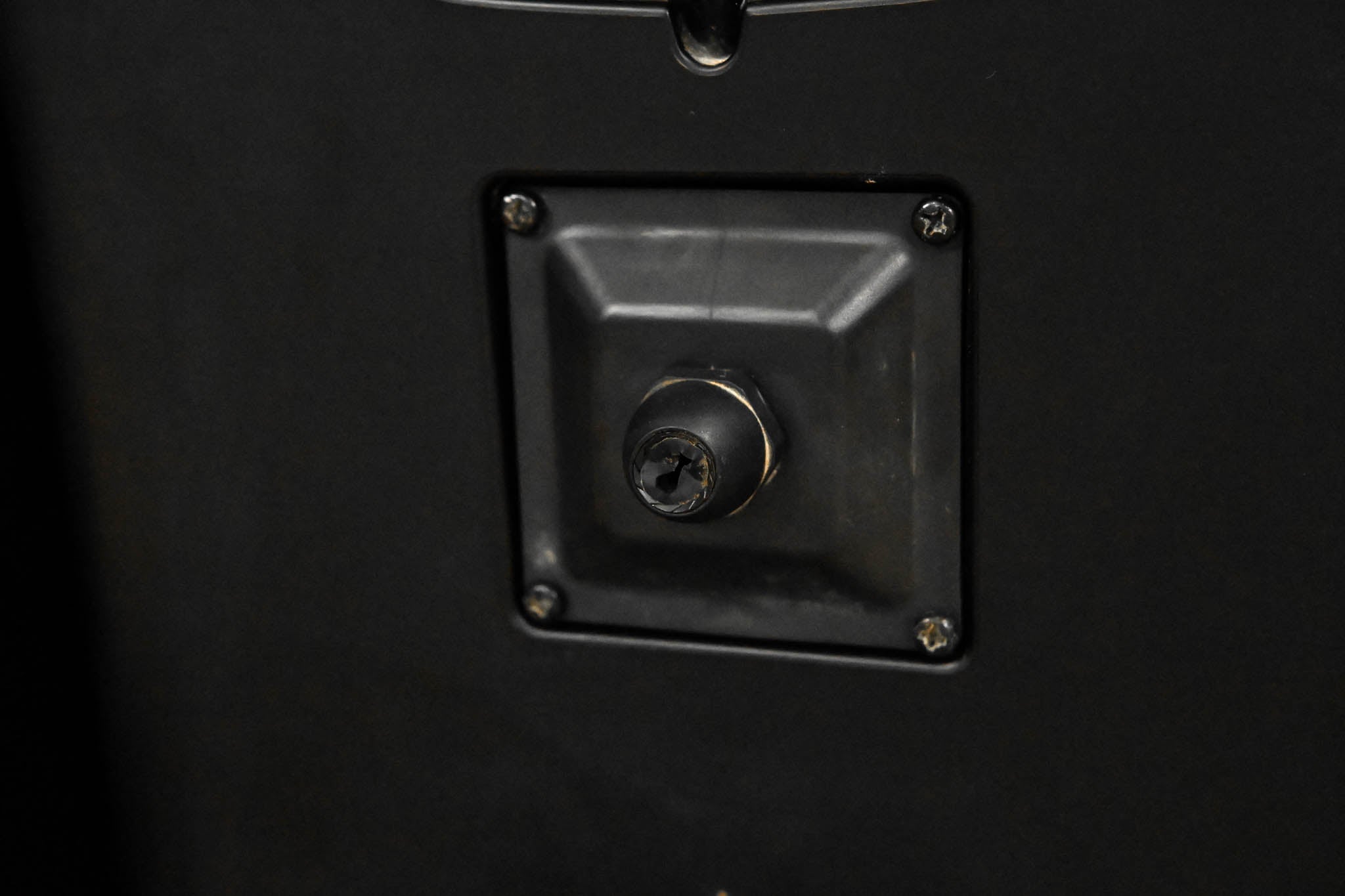 QSC AD-S10T 10" 2-Way Surface-Mount Installation Speaker (PAIR)