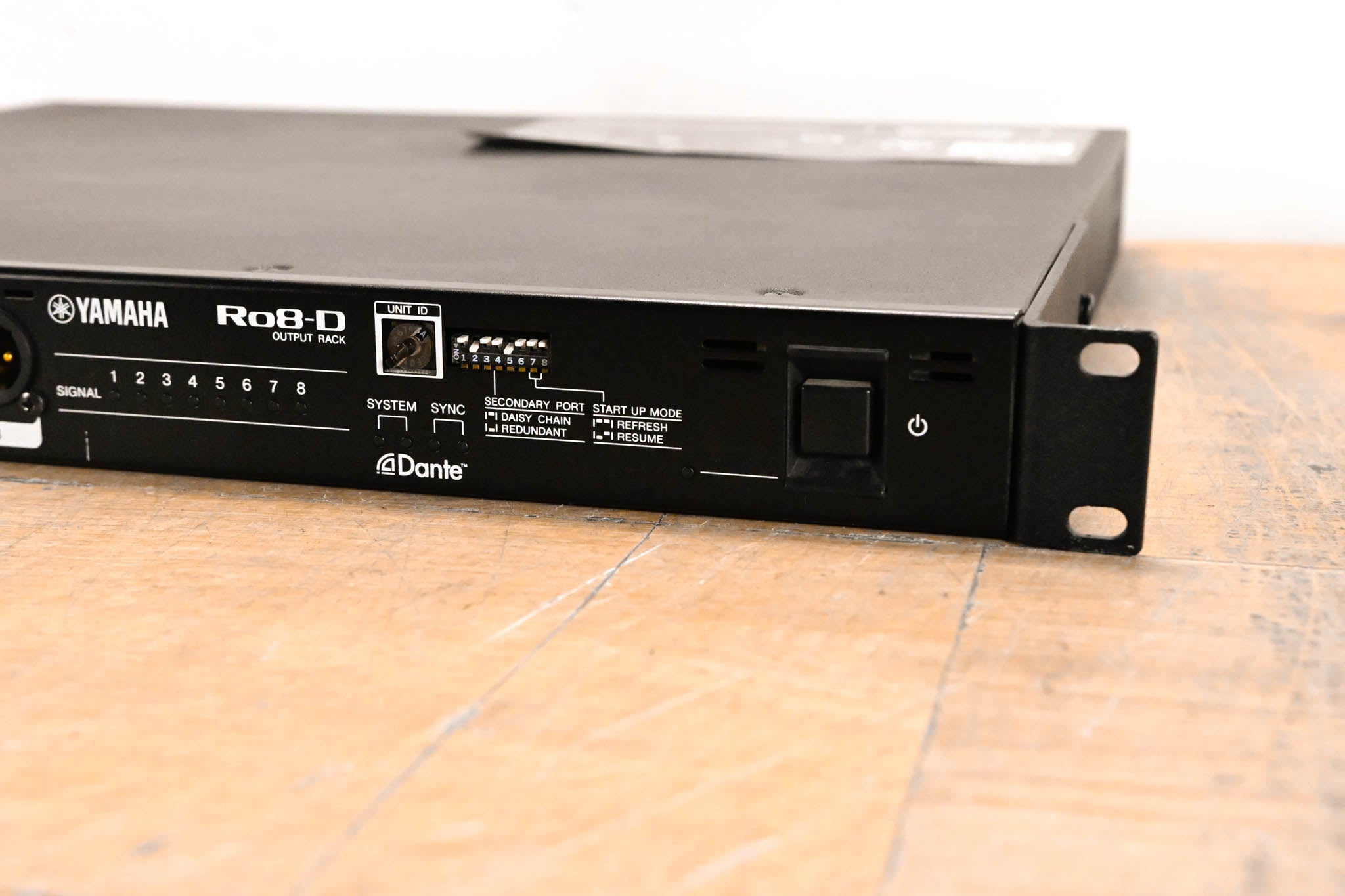 Yamaha Ro8-D Rio Series 8-Channel Remote Output Rack w/ Dante