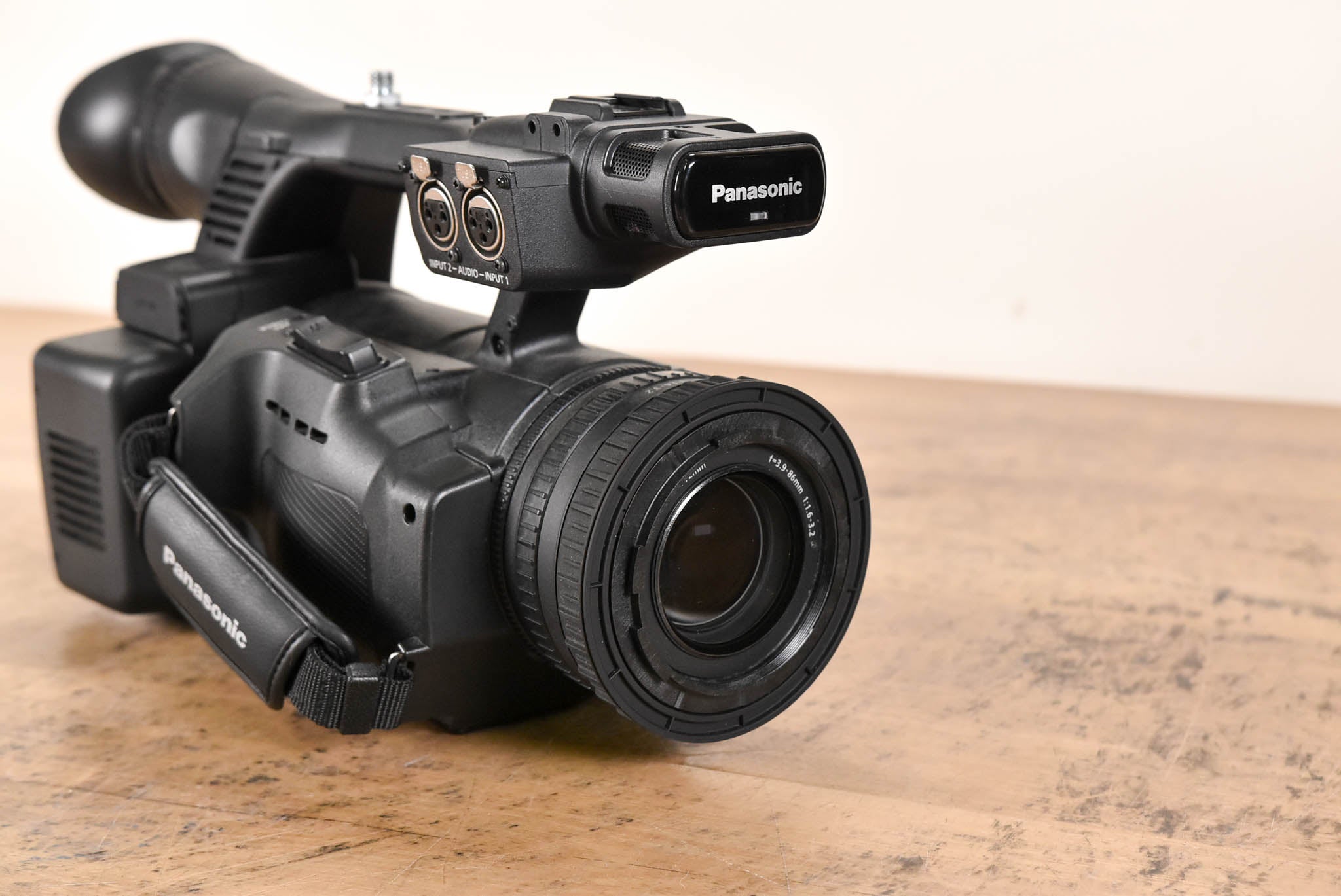 Panasonic AG-AC160A AVCCAM HD Handheld Camcorder CG00X6K