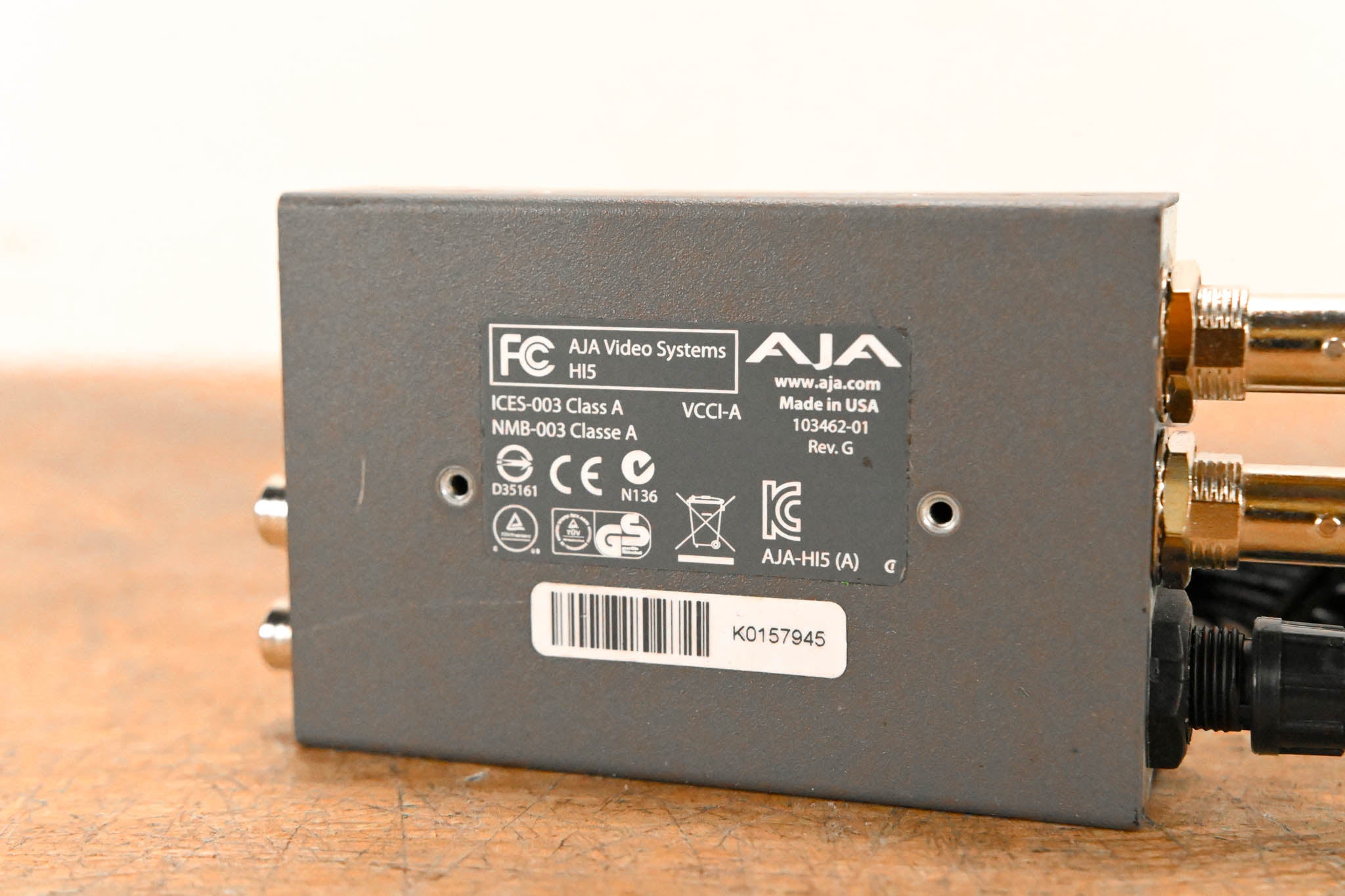 AJA HI5 HD/SD-SDI to HDMI Video and Audio Converter