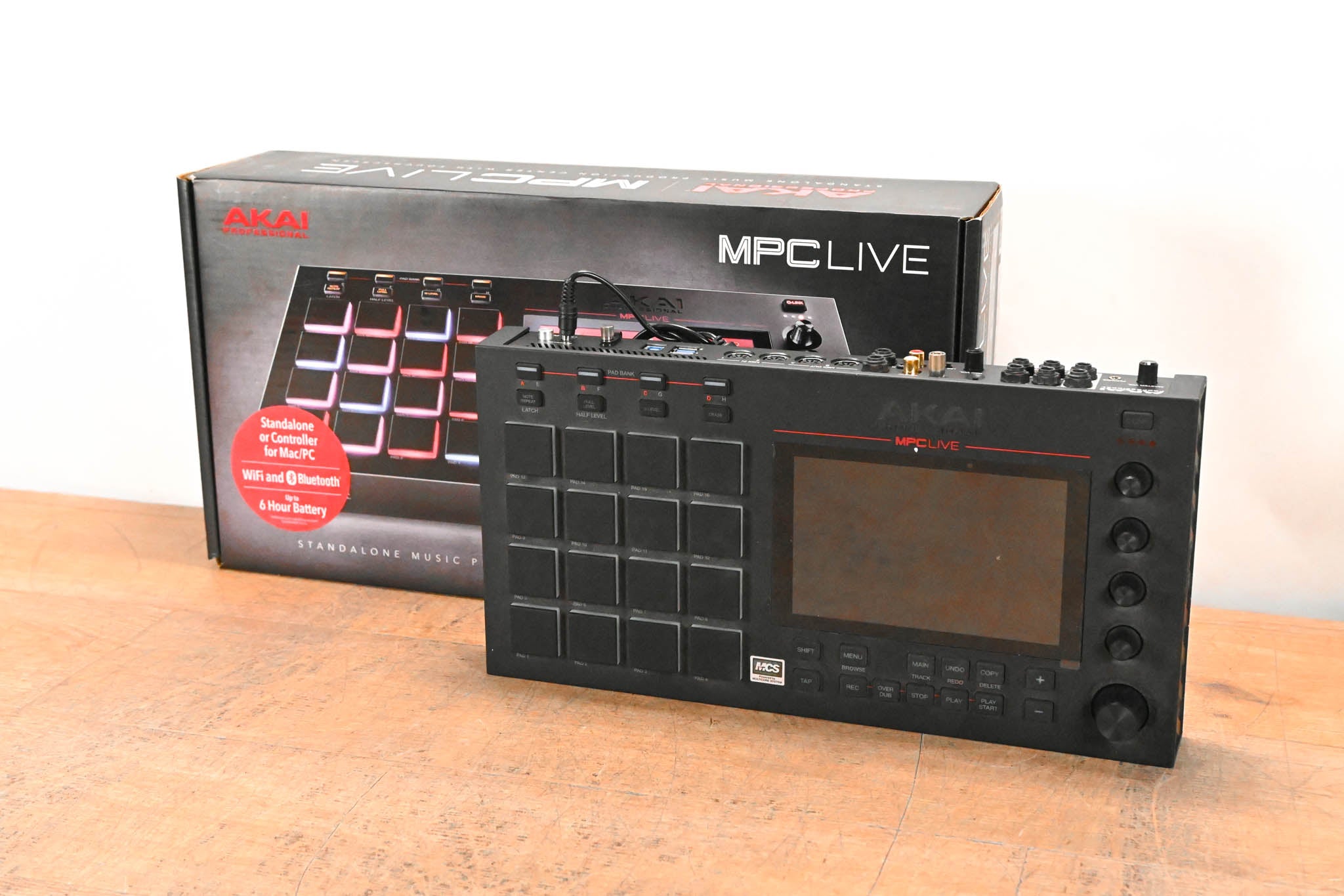 Akai MPC Live Standalone Sampler and Sequencer