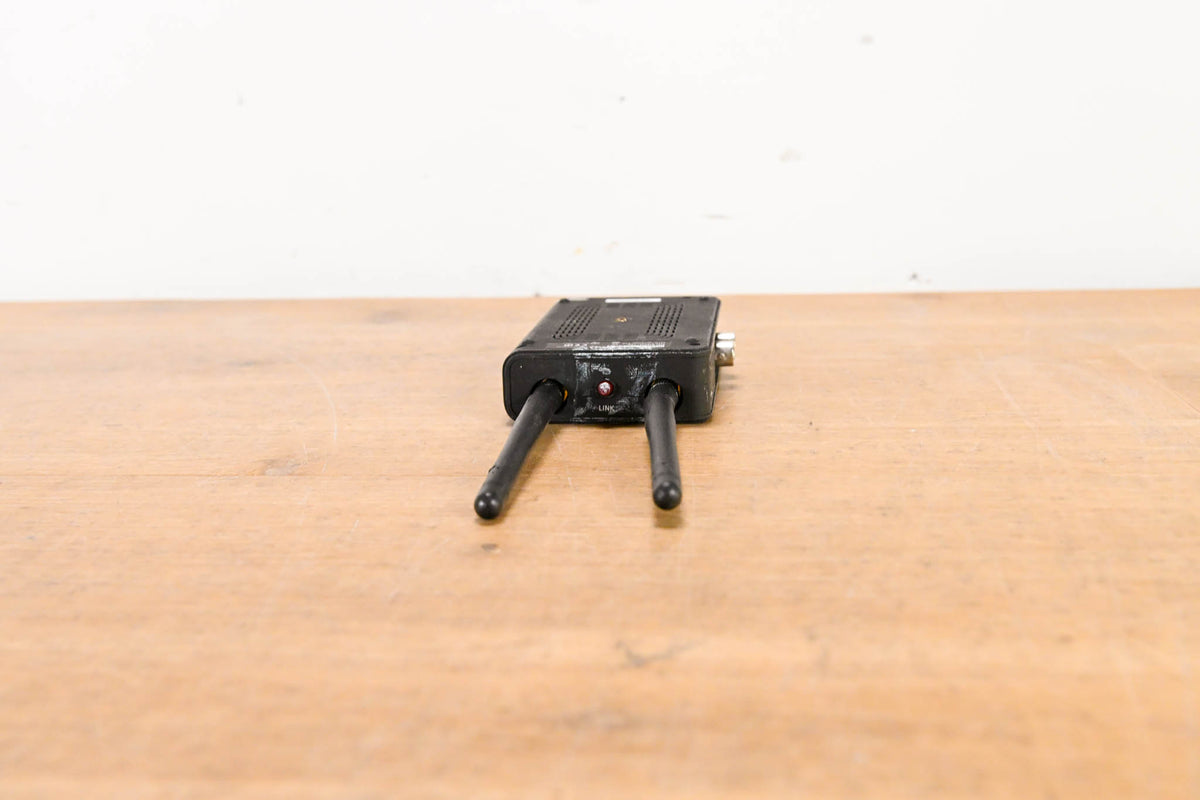 IDX System Technology CW-3 3G-SDI Wireless Video Transmission System