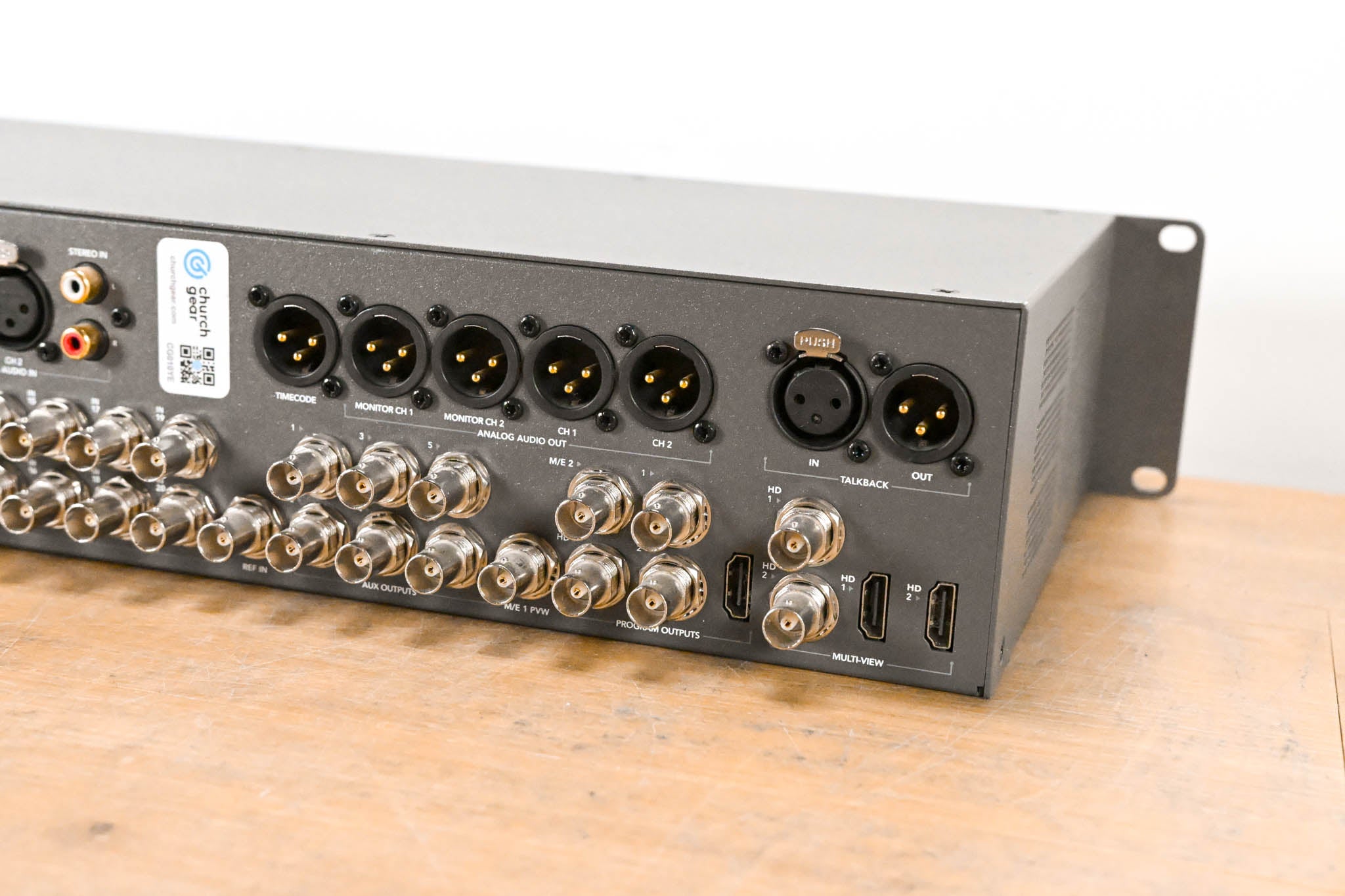 Blackmagic Design ATEM 2 M/E Production Studio 4K