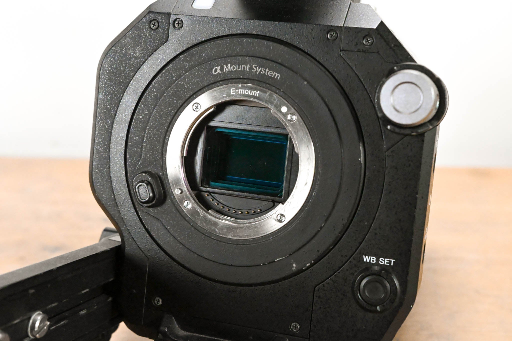 Sony PXW-FS7 XDCAM Super 35 Professional Camcorder