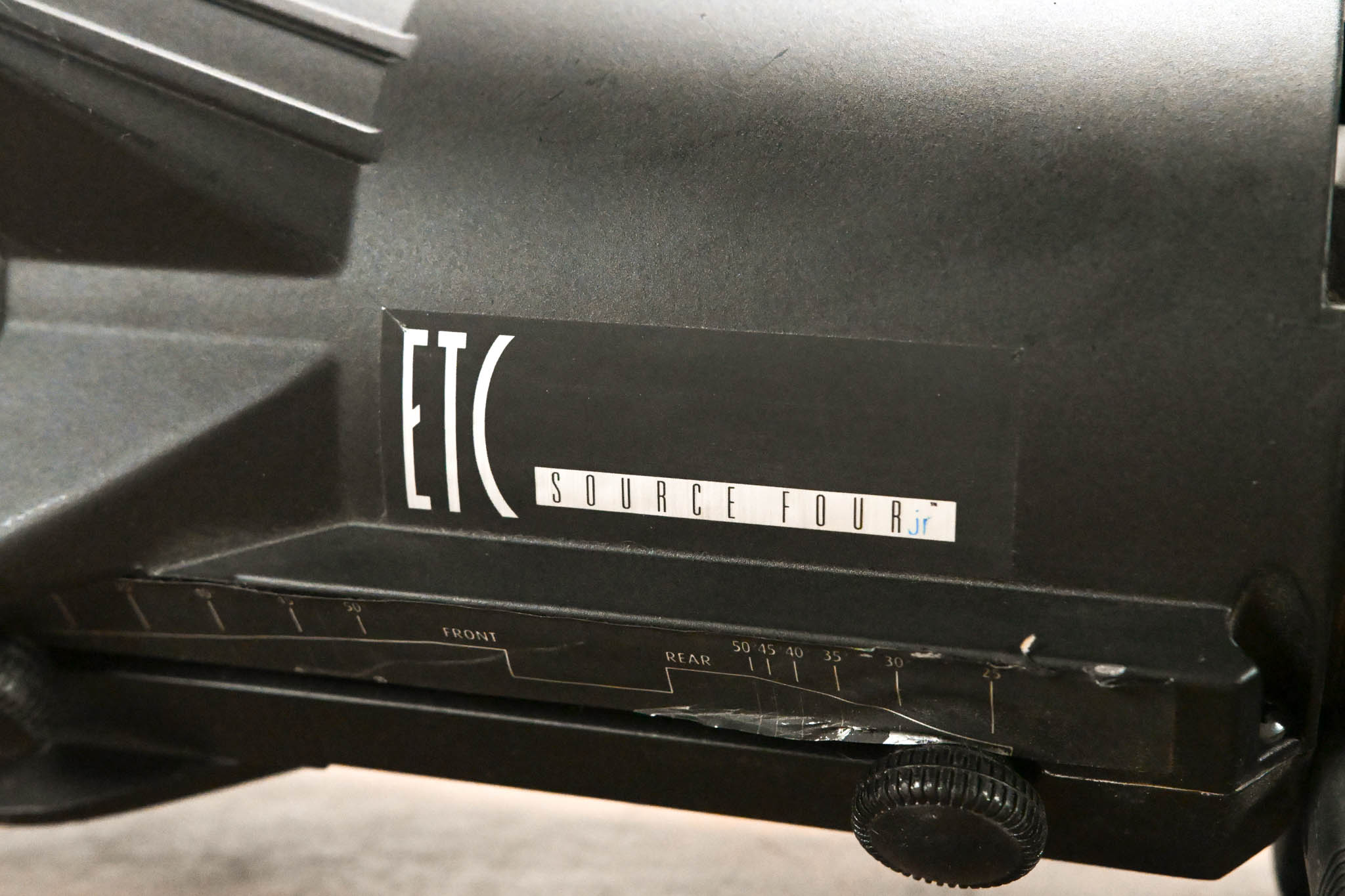 ETC Source Four Jr 25-50 Degree Zoom 575 Ellipsoidal Light