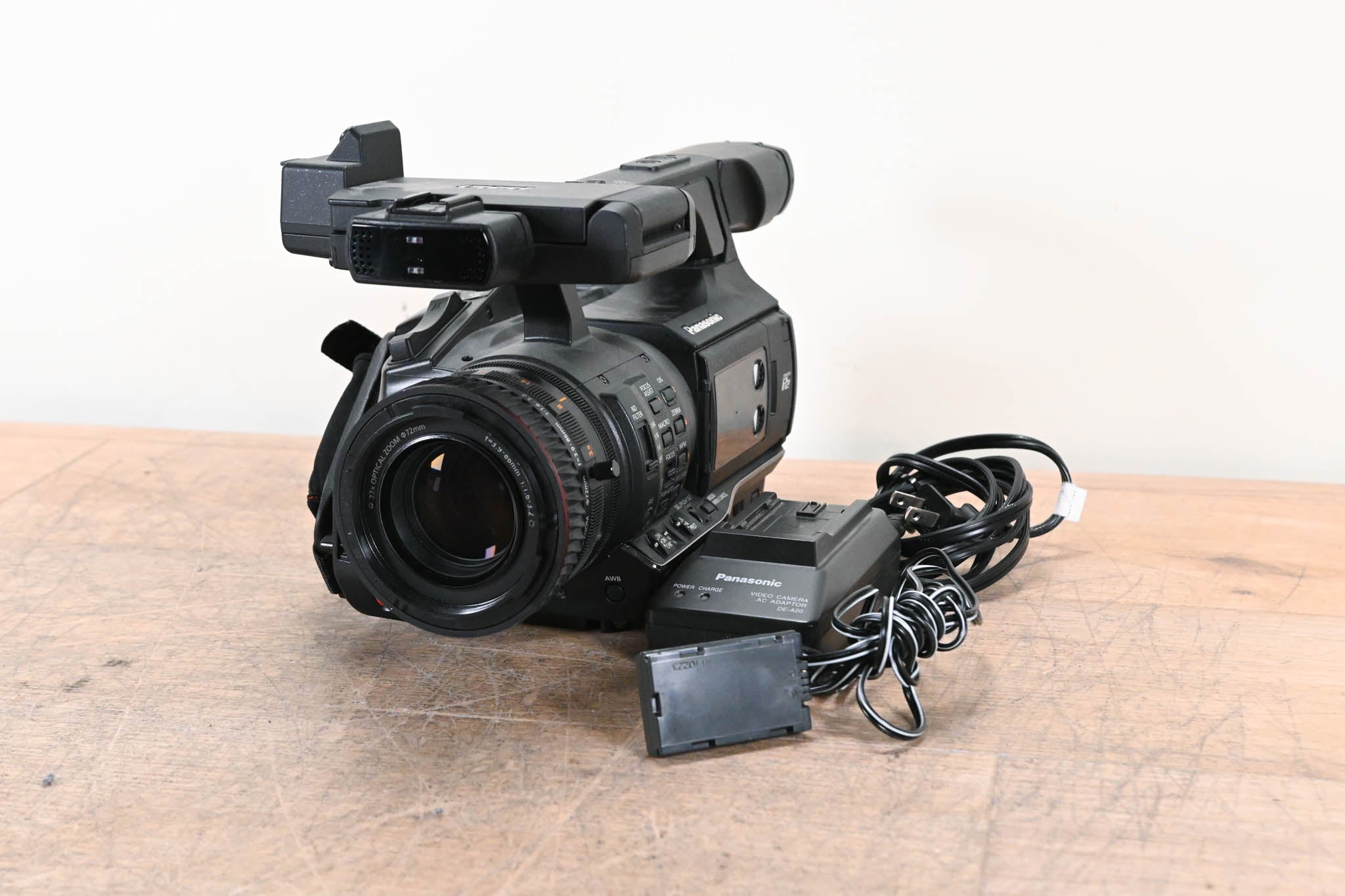 Panasonic AJ-PX270 microP2 AVC-ULTRA Handheld HD Camcorder