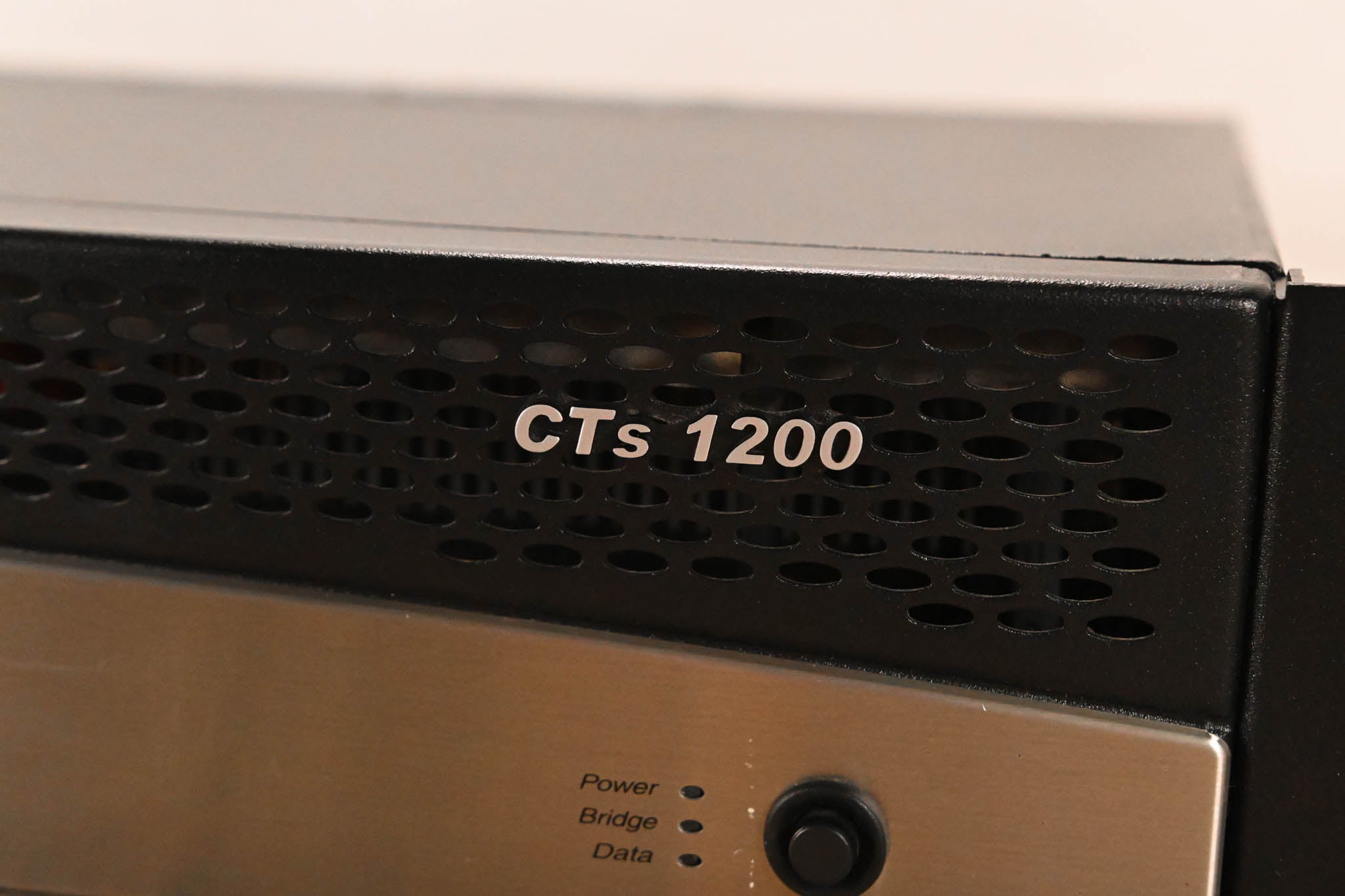 Crown CTs 1200 Two-Channel 600W Power Amplifier