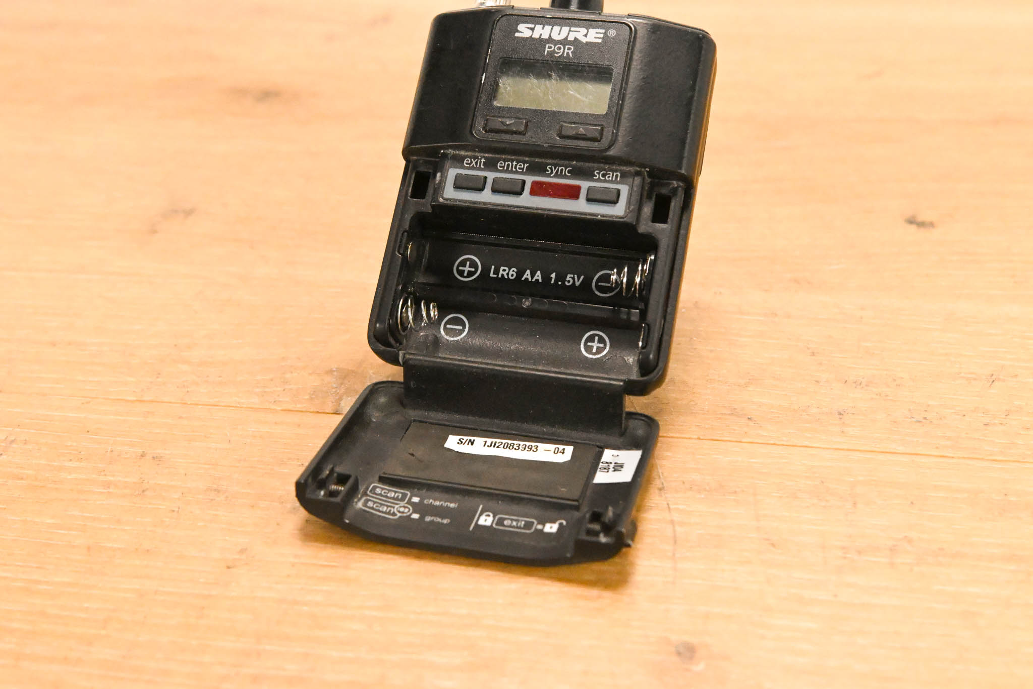 Shure PSM 900 Wireless IEM System L6 Band: 656-692 MHz (NO POWER SUPPLY)