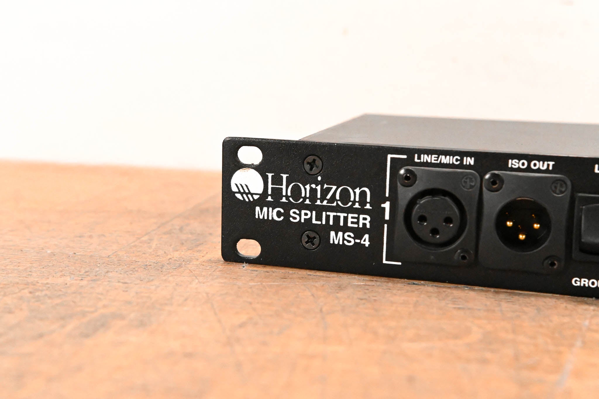 Horizon MS-4 4-Channel Rackmount Mic Splitter