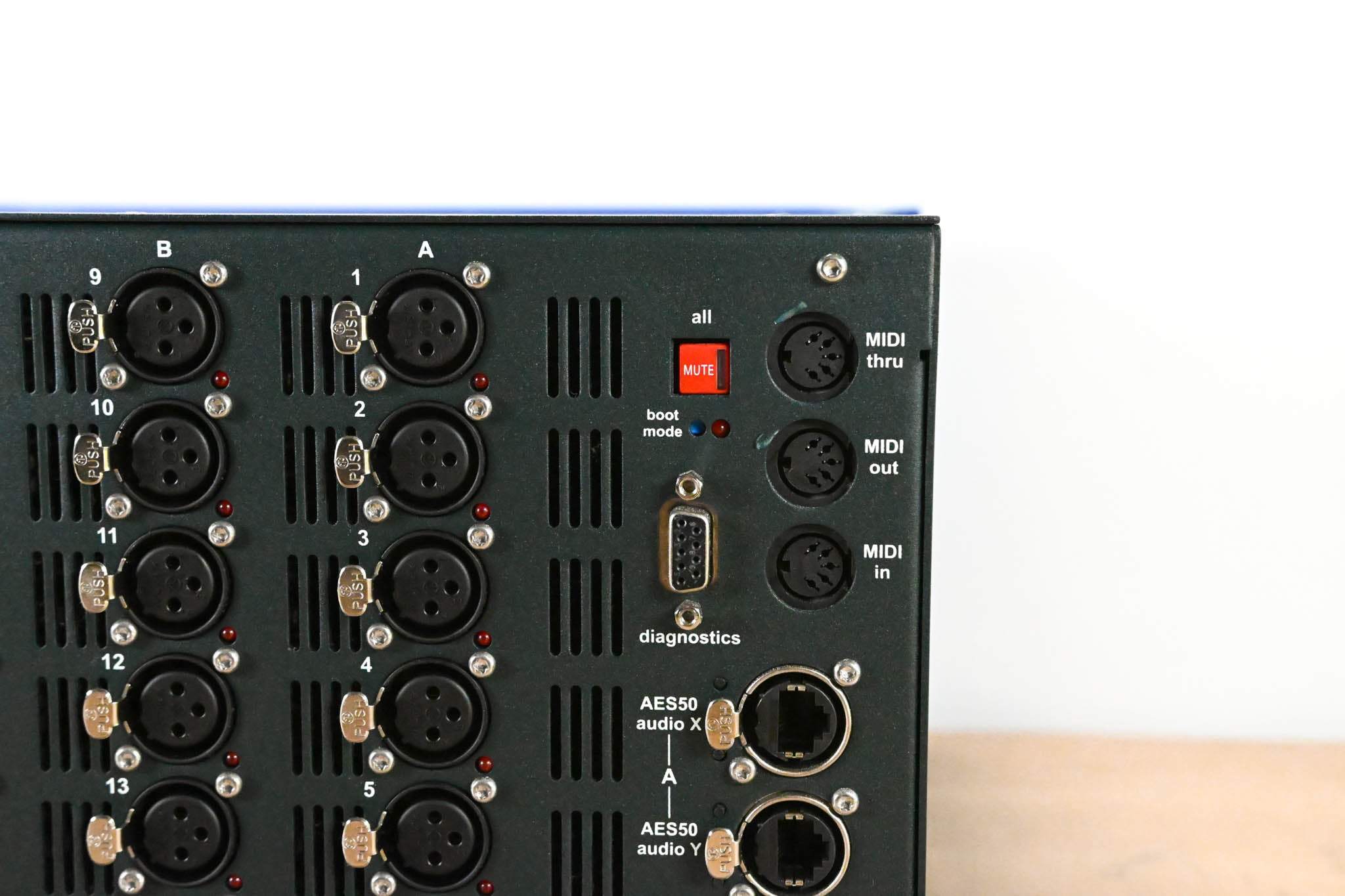 Midas DL231 24x24 Active Microphone Splitter