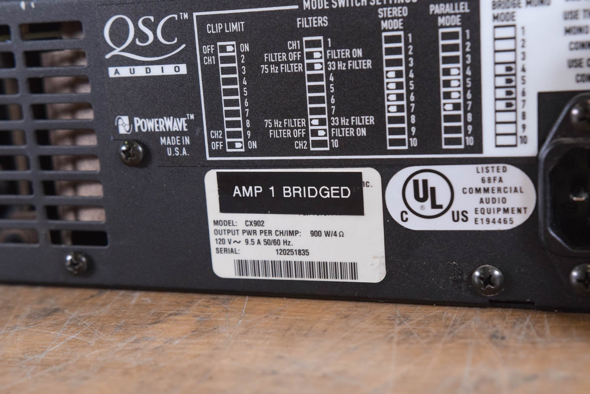 QSC CX902 Two-Channel Power Amplifier