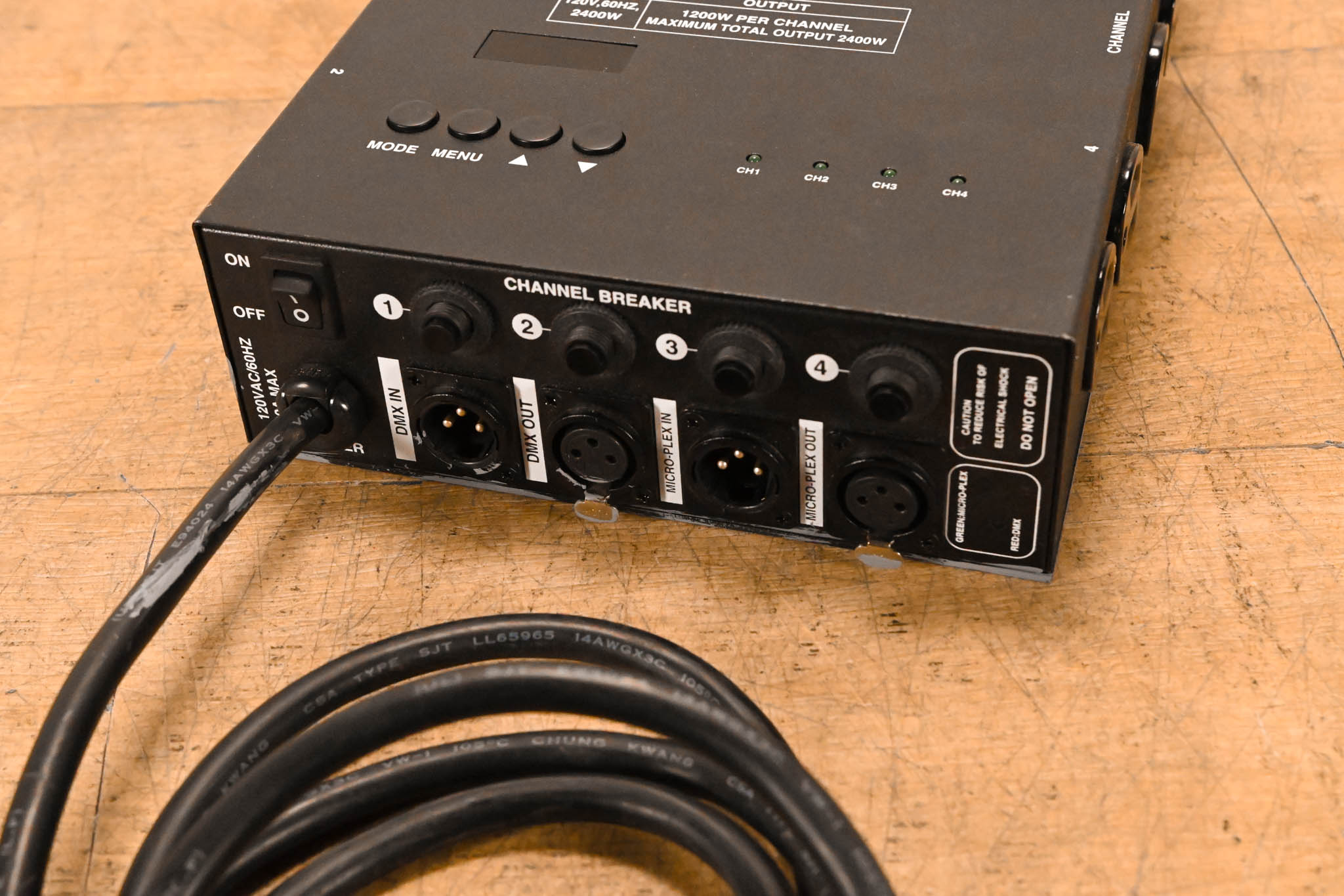 Leviton D4DMX-MD3 4-Channel Programmable Dimmer Pack