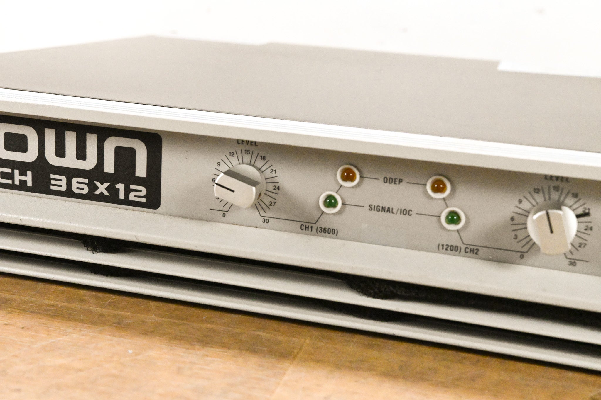 Crown Macro-Tech 36x12 2-Channel Power Amplifier