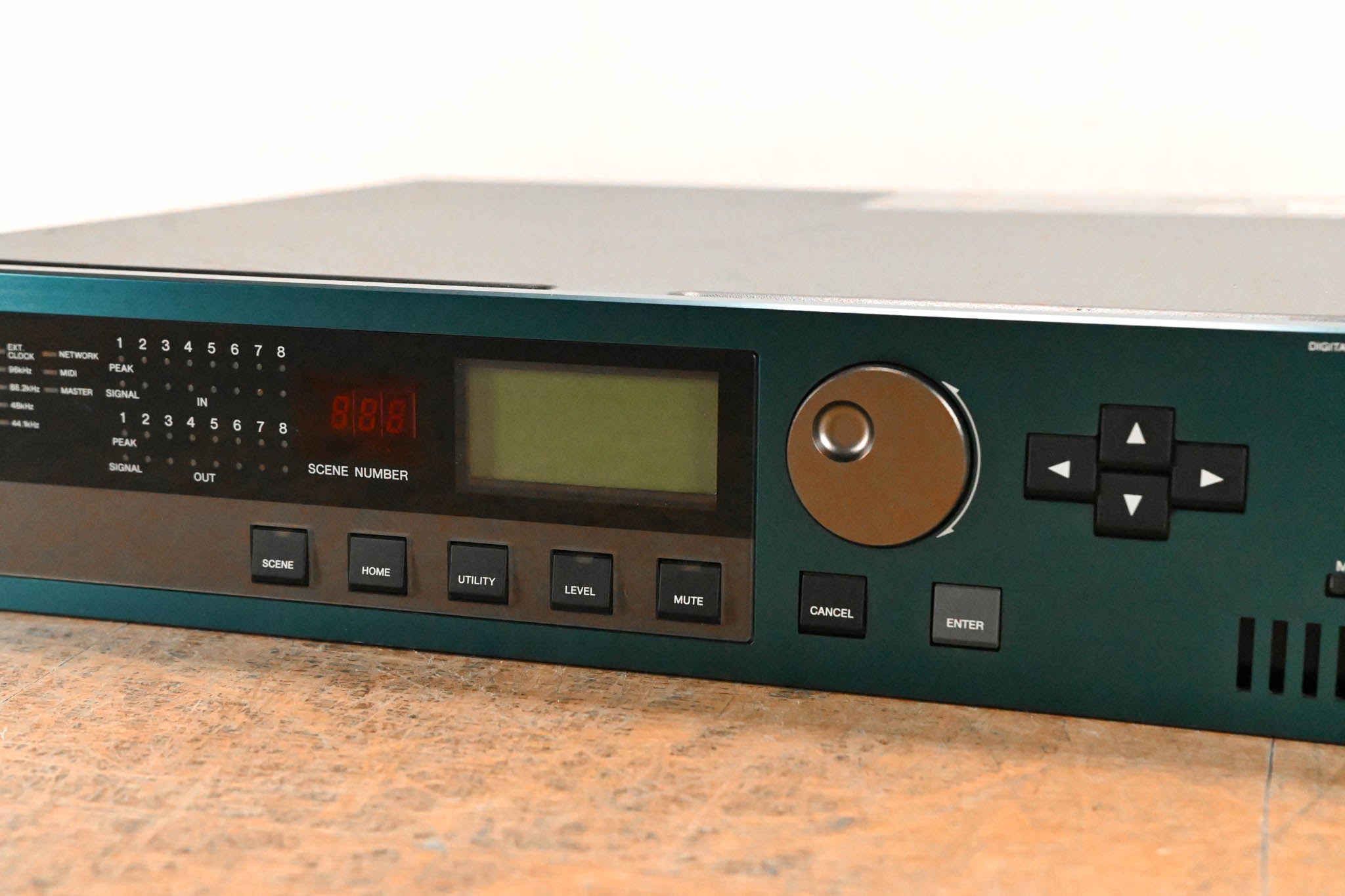 Yamaha DME24N Digital Mixing Engine