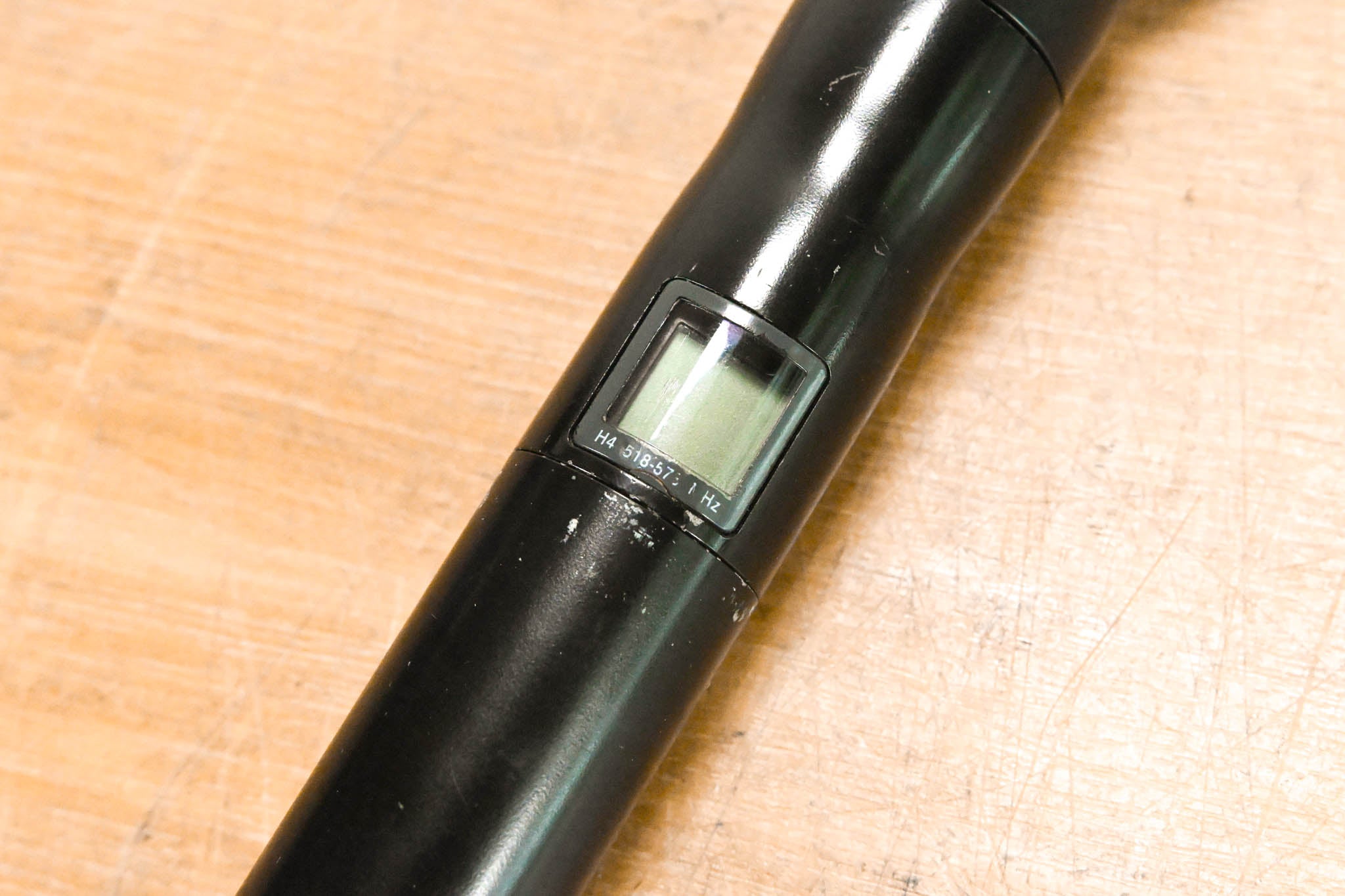 Shure UR2/SM58 Handheld Transmitter with SM58 Capsule - H4 Band
